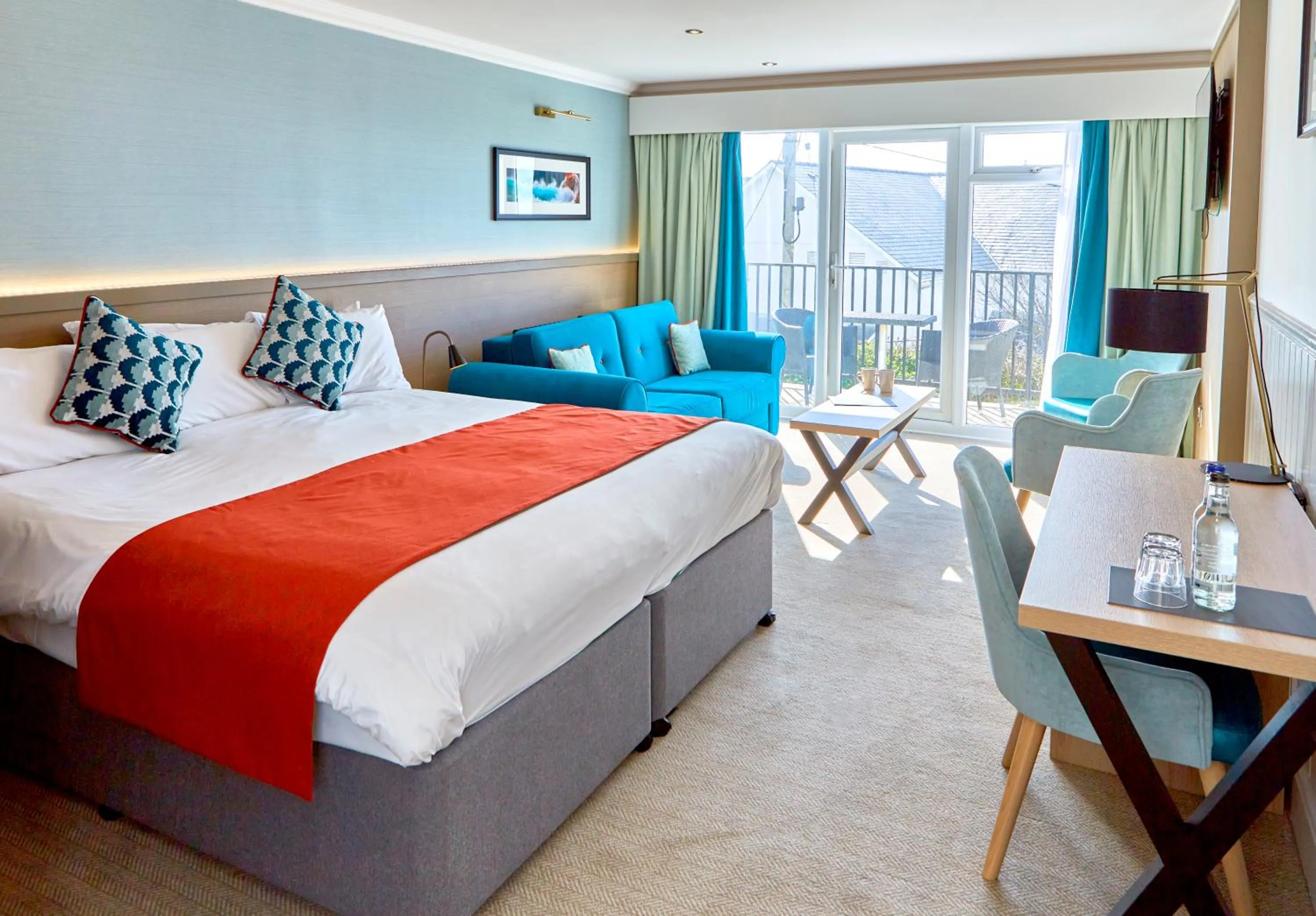 Bedroom, Bed in Trearddur Bay Hotel