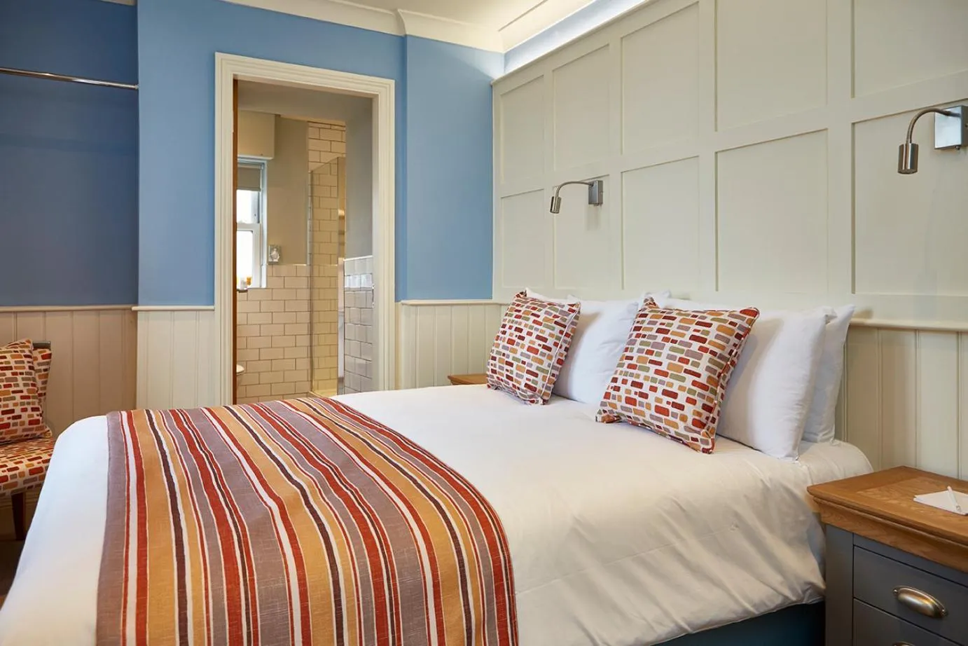 Bedroom, Bed in Trearddur Bay Hotel