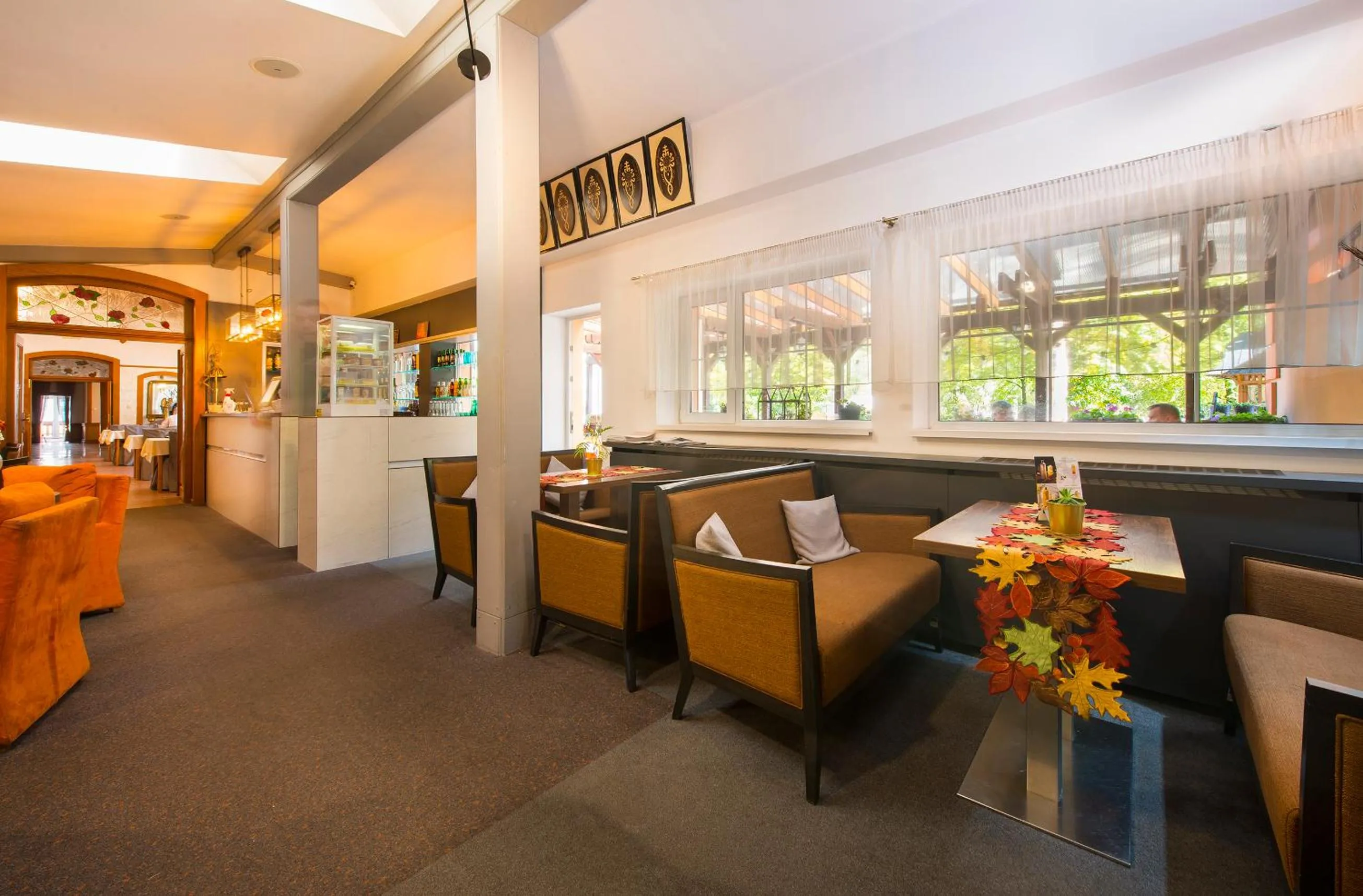 Restaurant/places to eat in Kúpeľné domčeky - KÚPELE ČERVENÝ KLÁŠTOR Smerdžonka