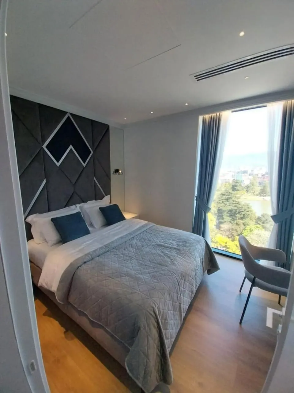 Bedroom, Bed in Bellevue Residence Suites