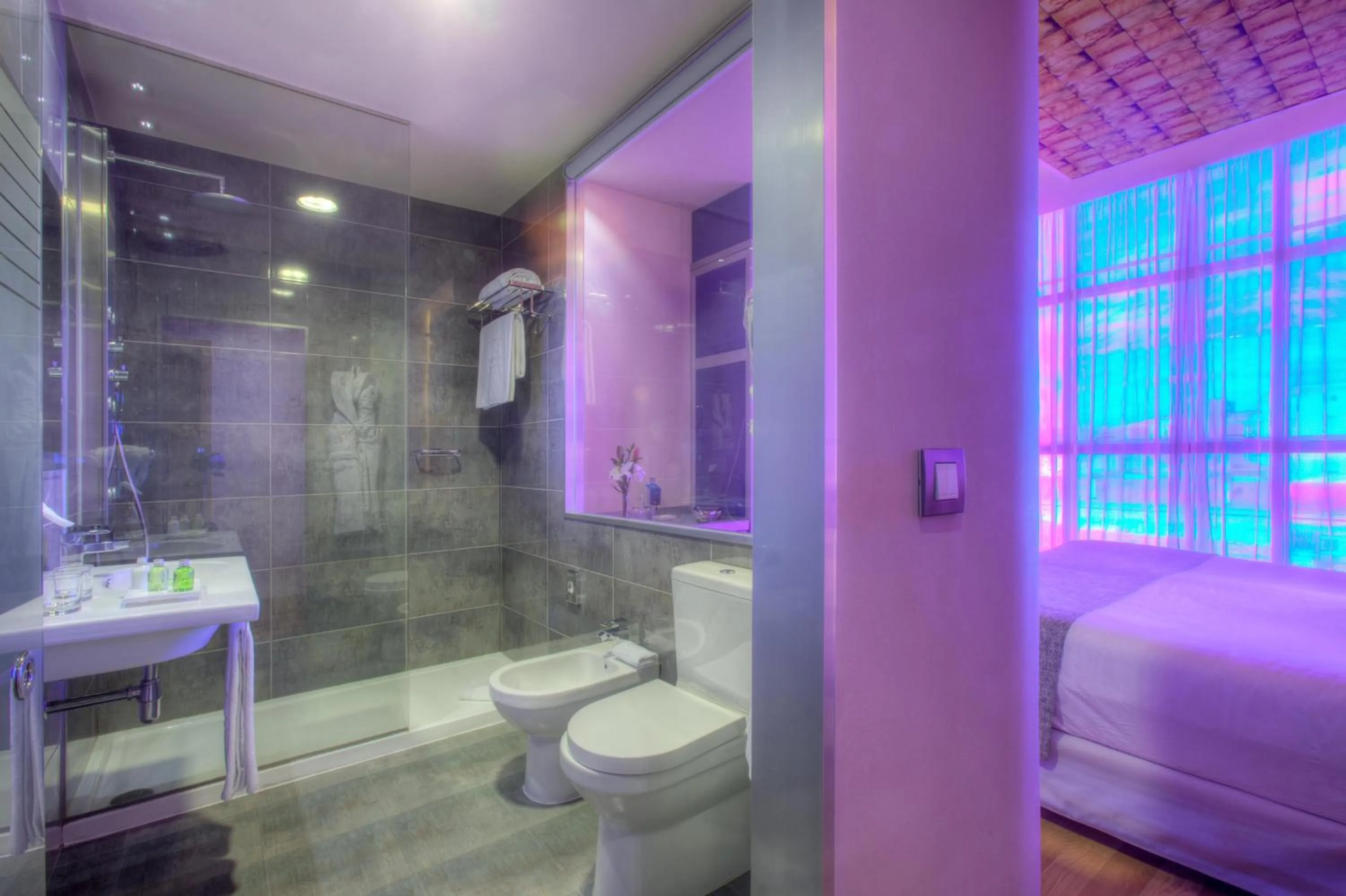 Bedroom in NH Ourense