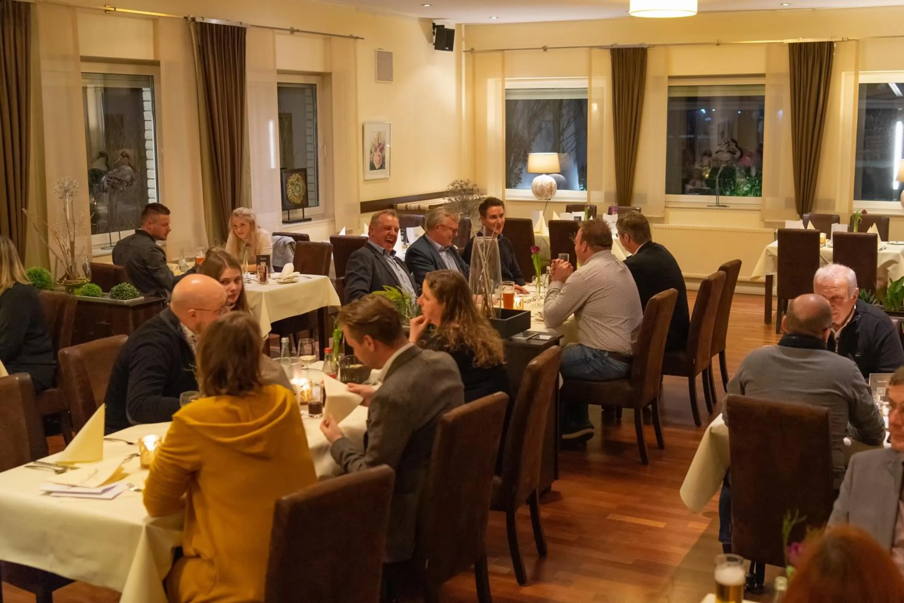 Restaurant/places to eat in Ringhotel Alfsee Piazza