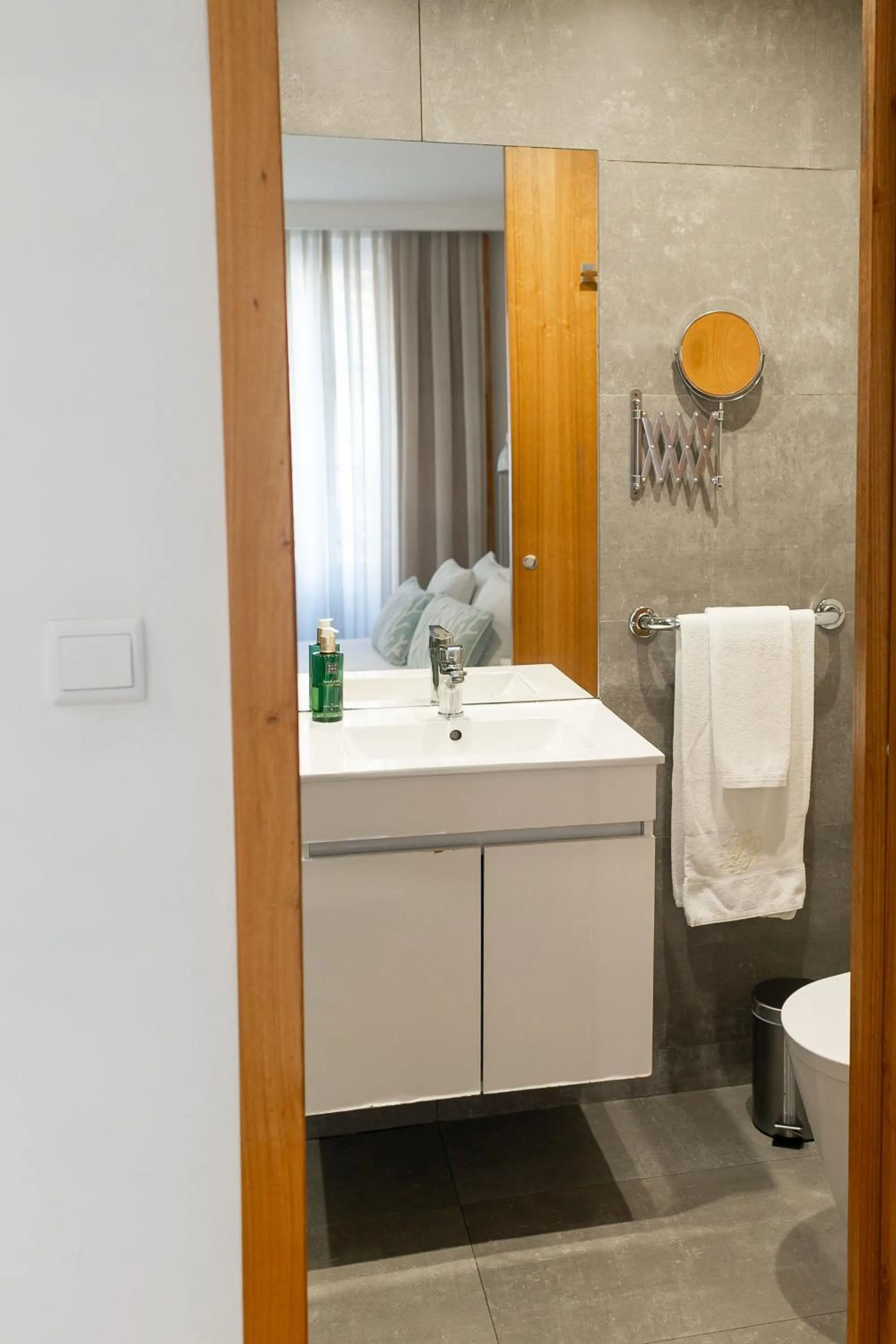 Toilet in Bellu Suites