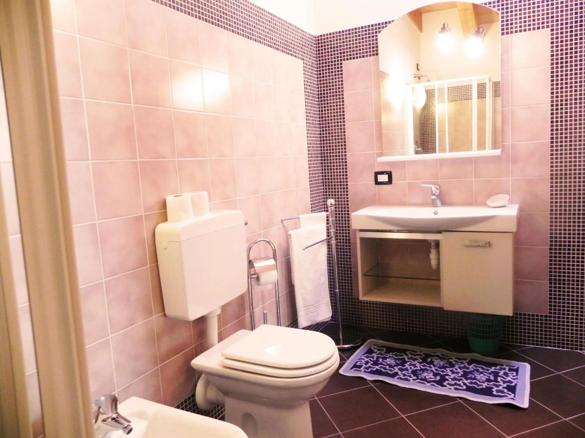 Bathroom in Residence Acero Rosso