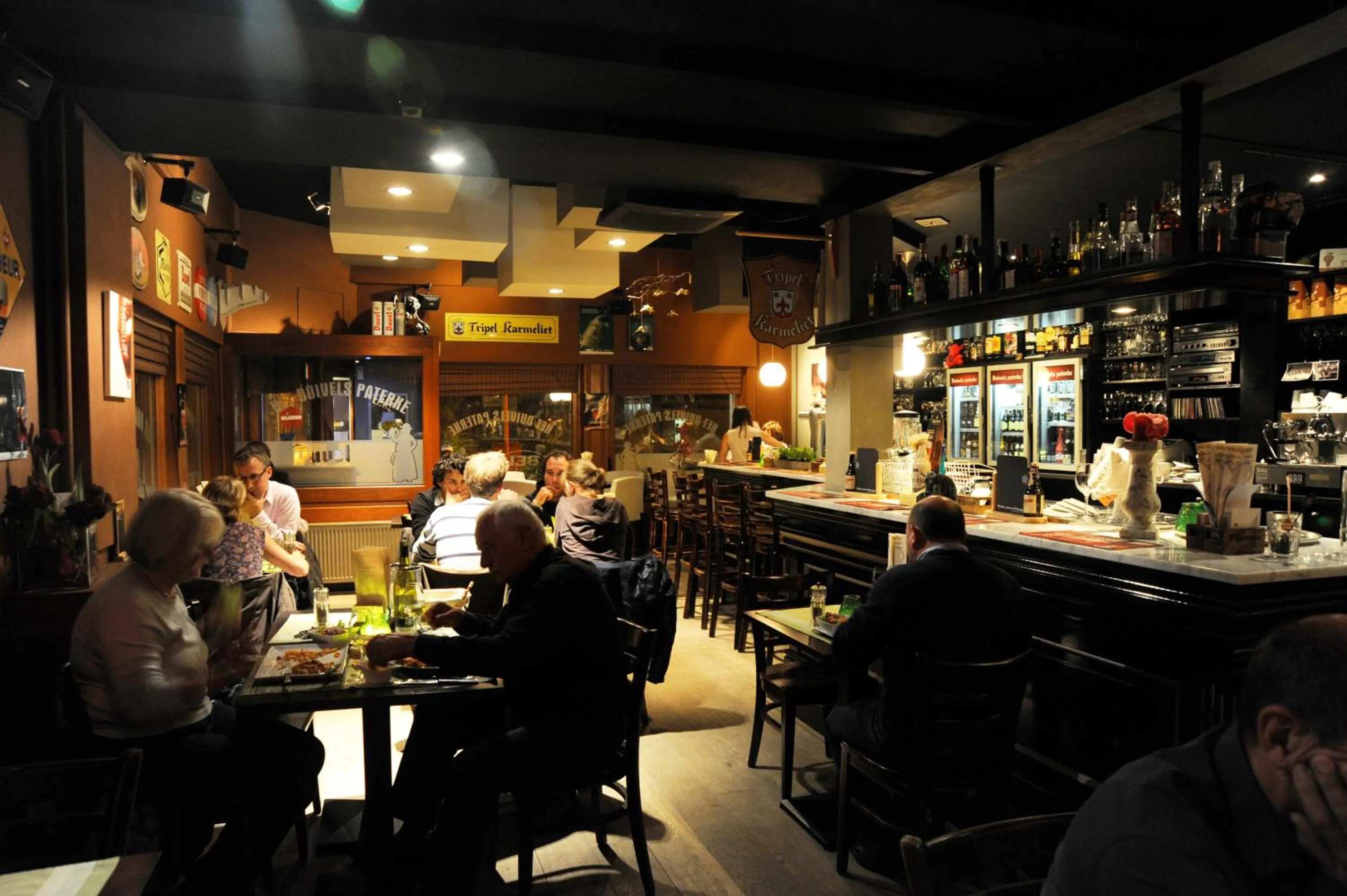 Restaurant/places to eat in Hotel Duivels Paterke Harelbeeksestraat 29, 8500 Kortrijk