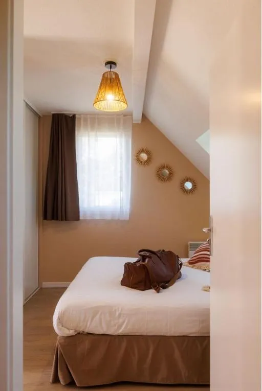 Bedroom, Bed in Résidence Les Rives de la Fecht - Colmar Ouest