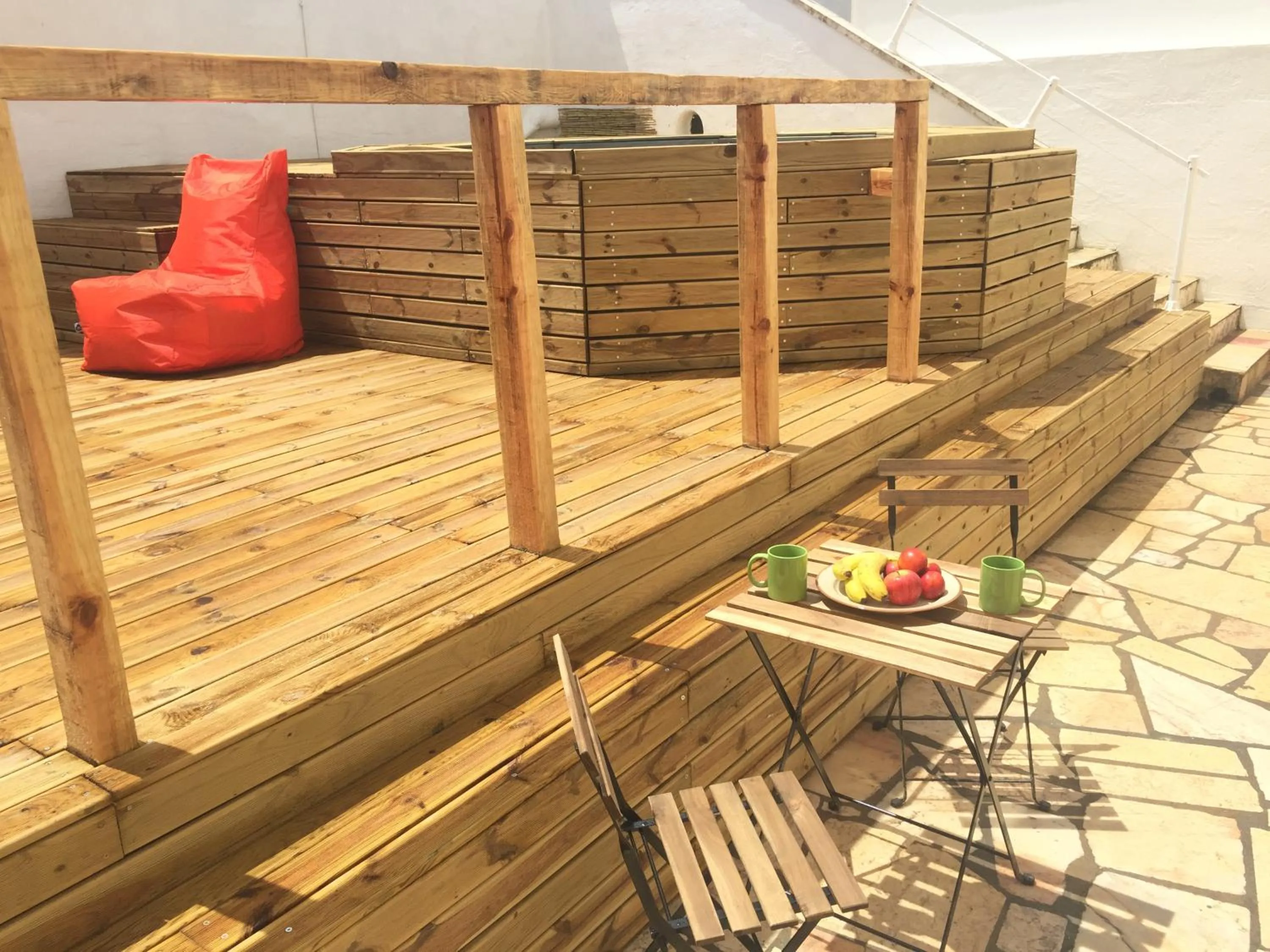 Swimming pool in Surfer's Den Ericeira