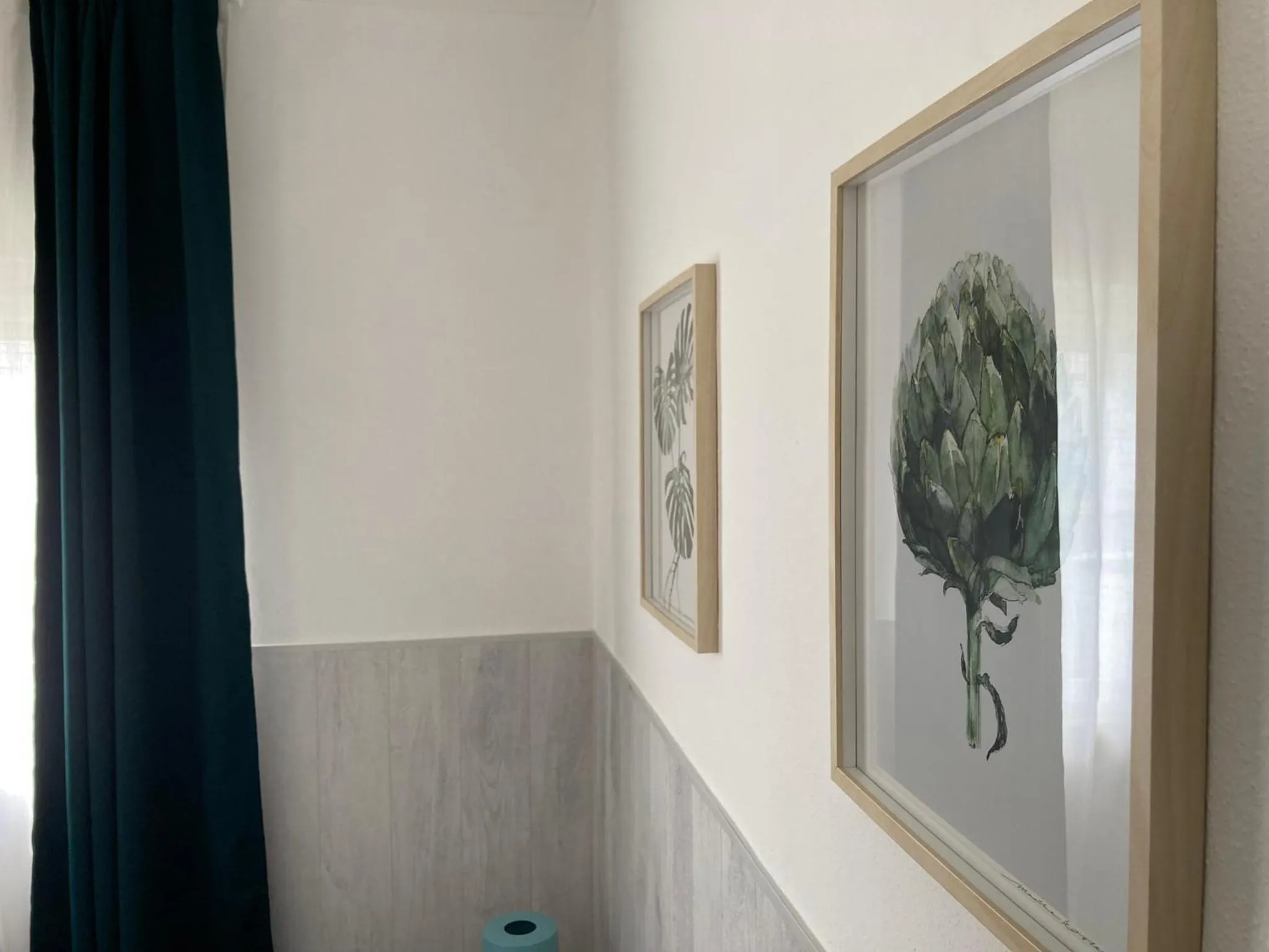 Decorative detail in Surfer's Den Ericeira