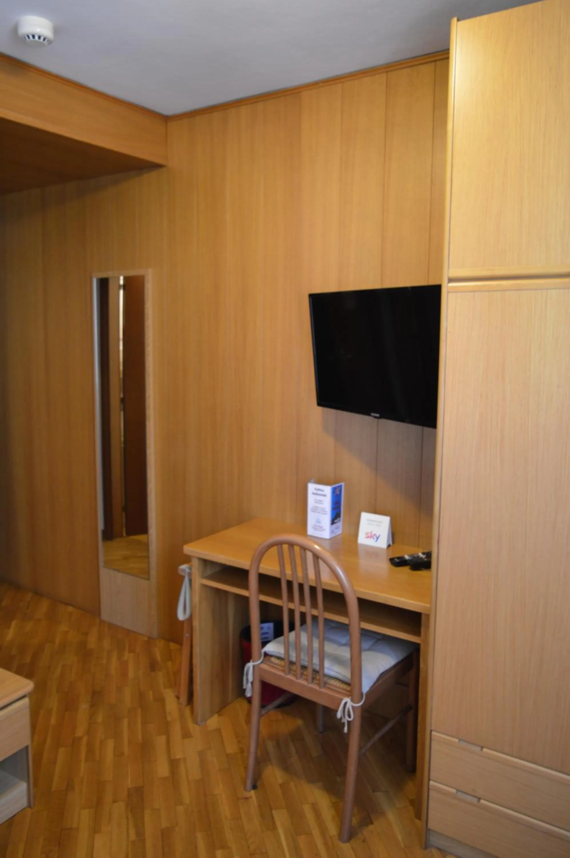 TV and multimedia in Hotel Wanda