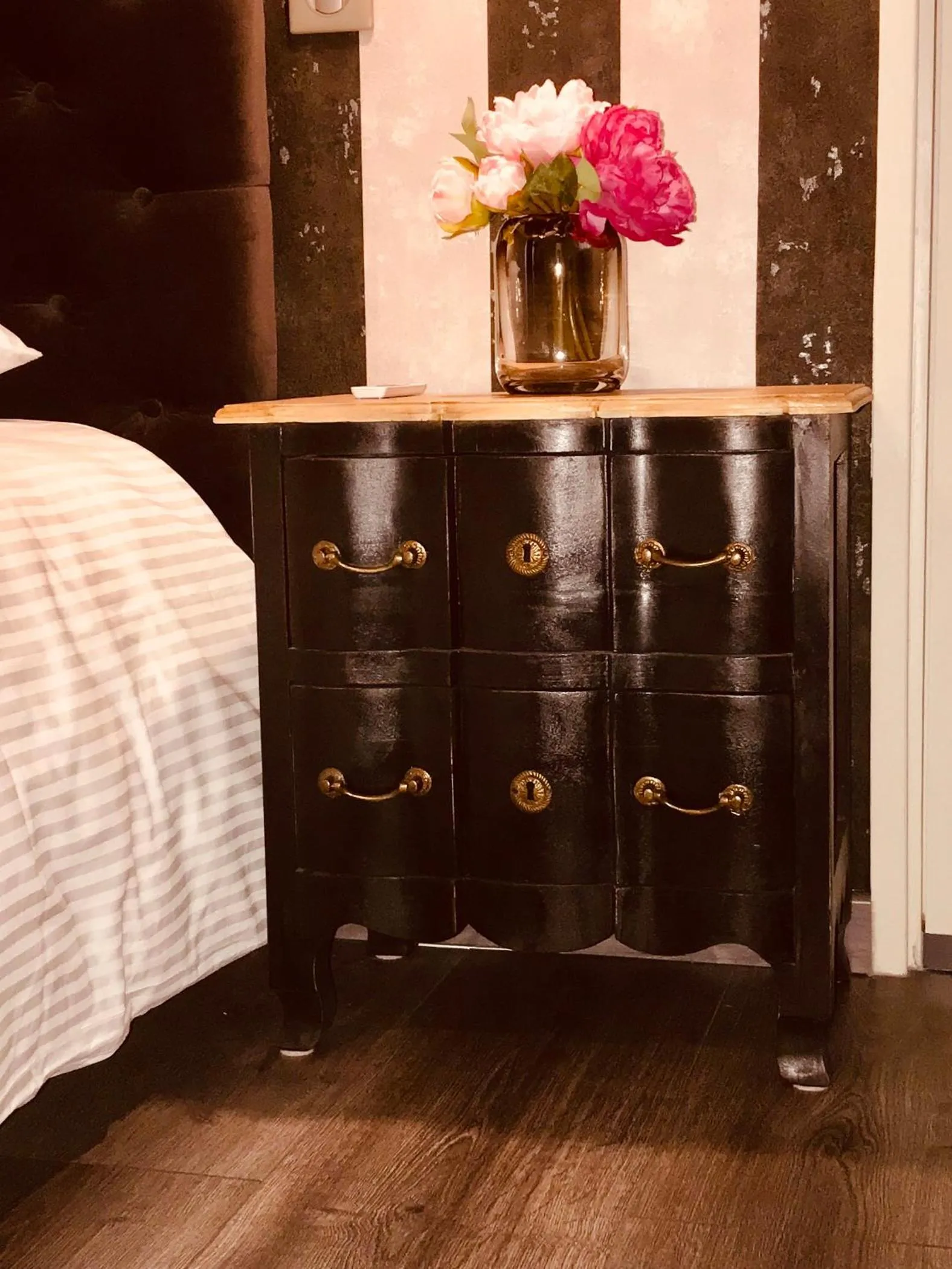 Bed in Les Chambres d'Hotes chez Alisa et Daniel