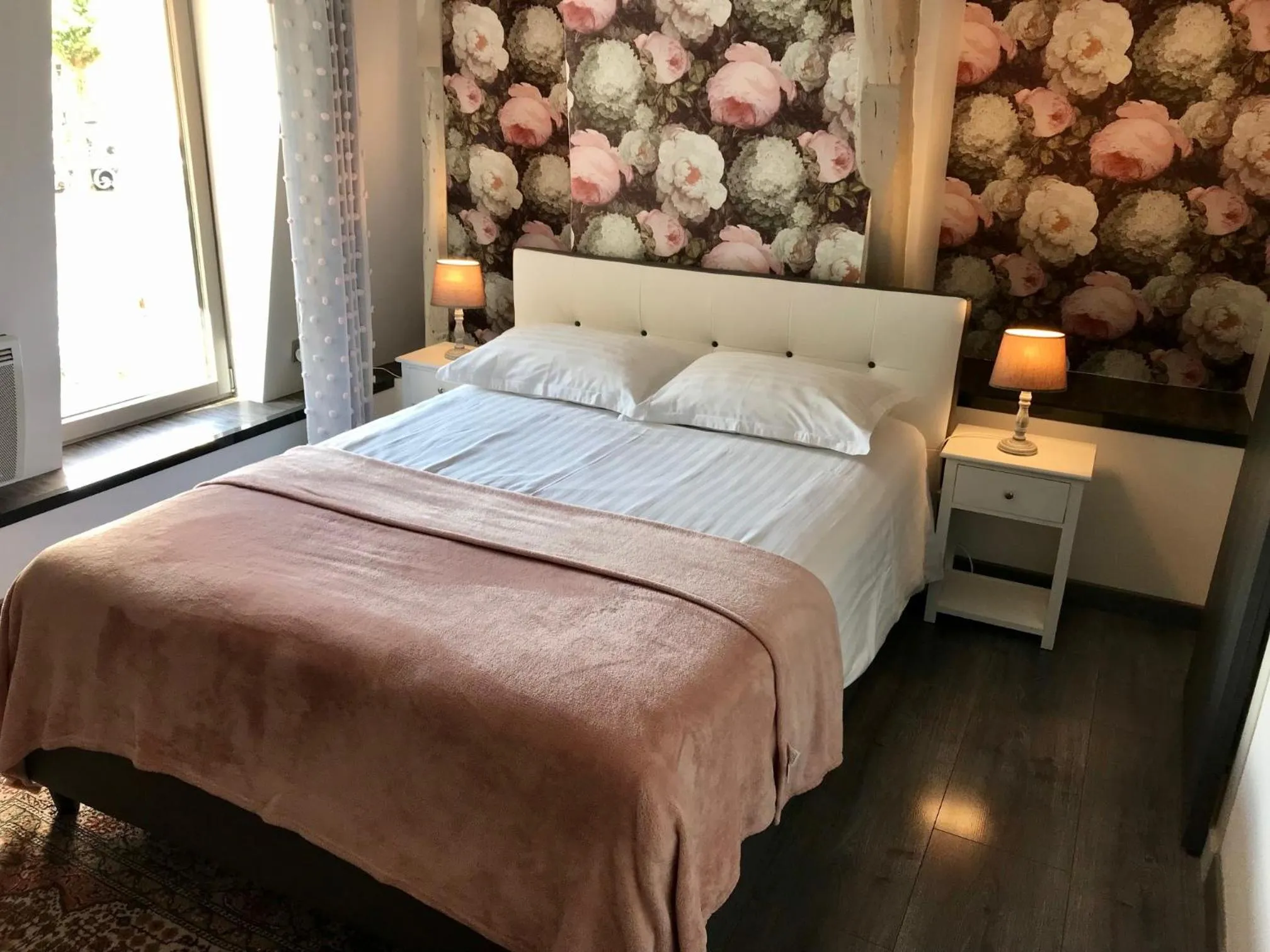 Bed in Les Chambres d'Hotes chez Alisa et Daniel