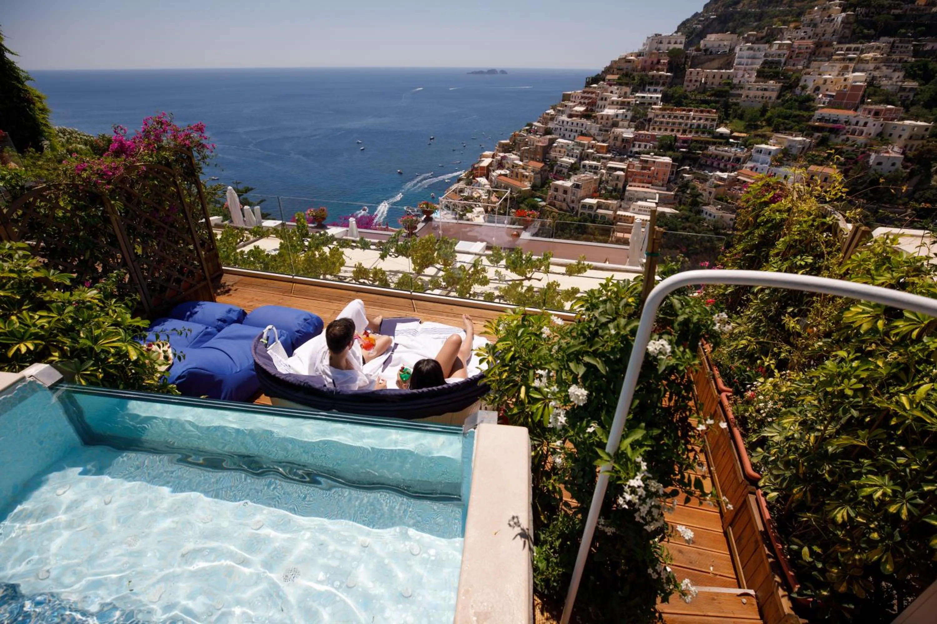 Swimming pool in Villa Fiorentino