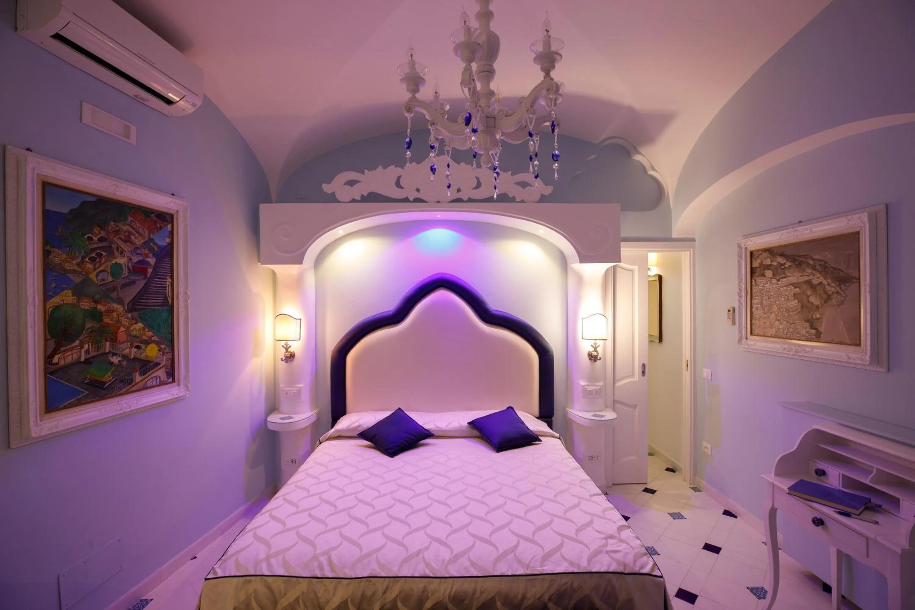 Bed in Villa Fiorentino