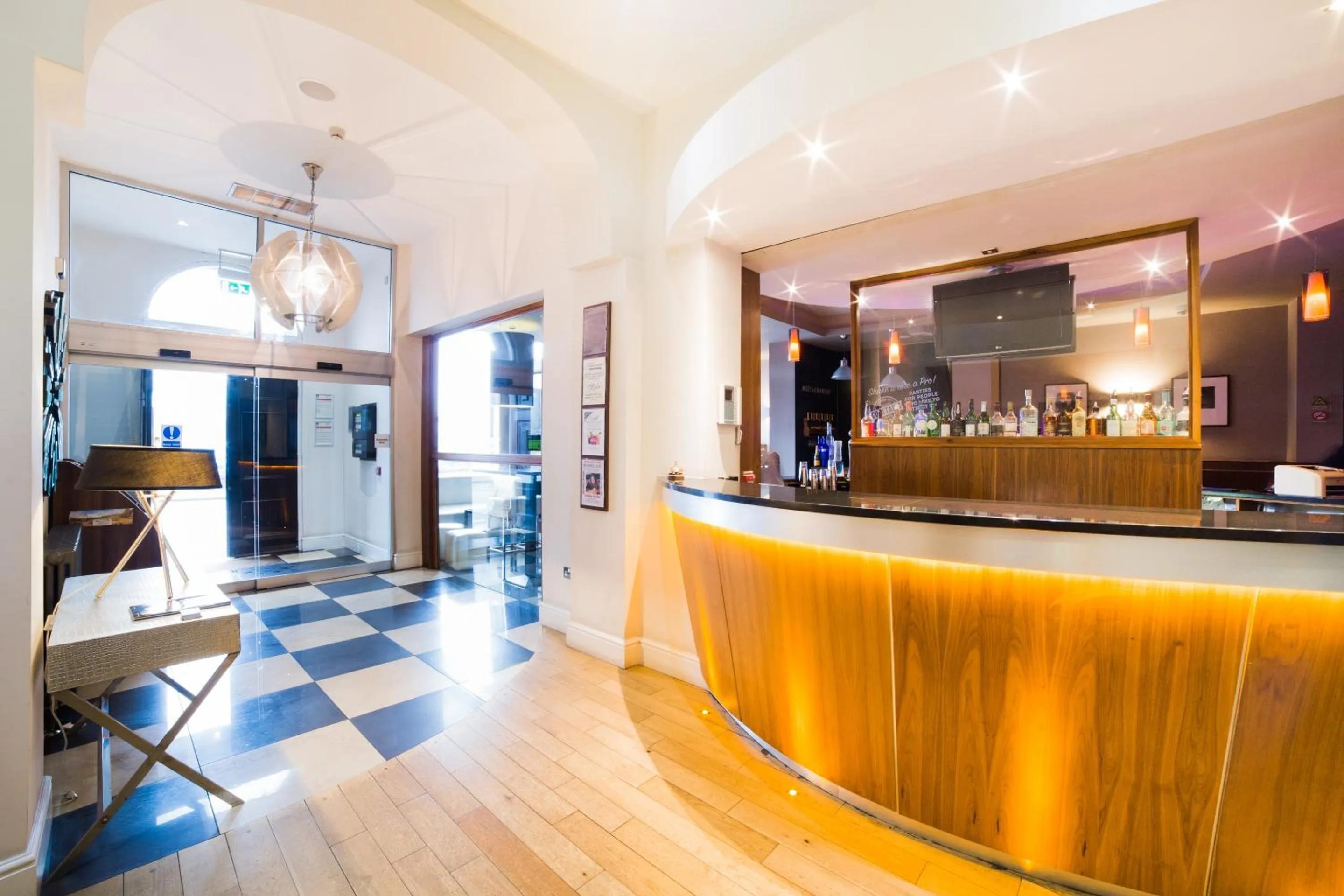 Lobby or reception in OYO Imperial Hotel