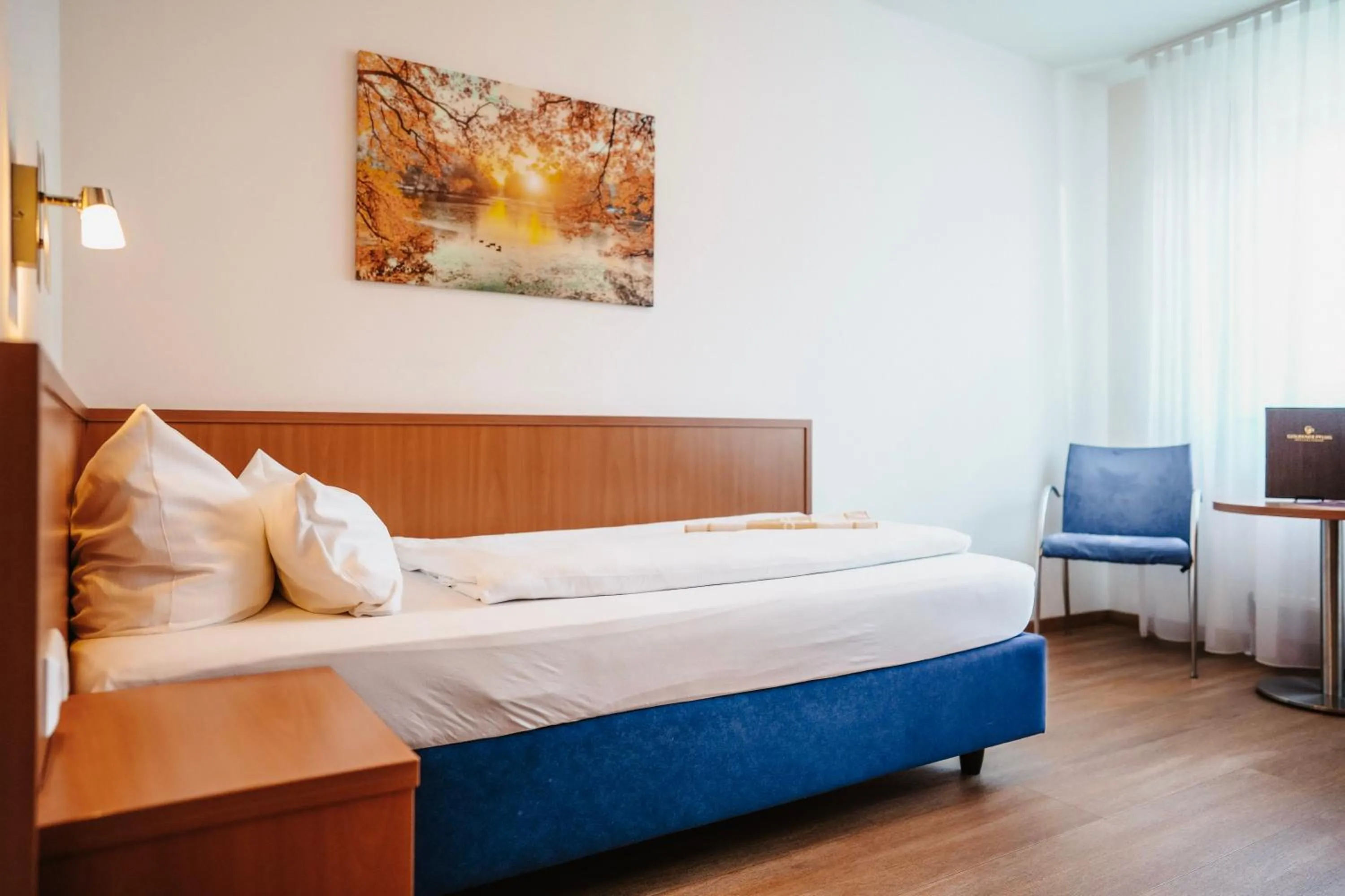 Bed in Hotel & Restaurant Goldener Pflug