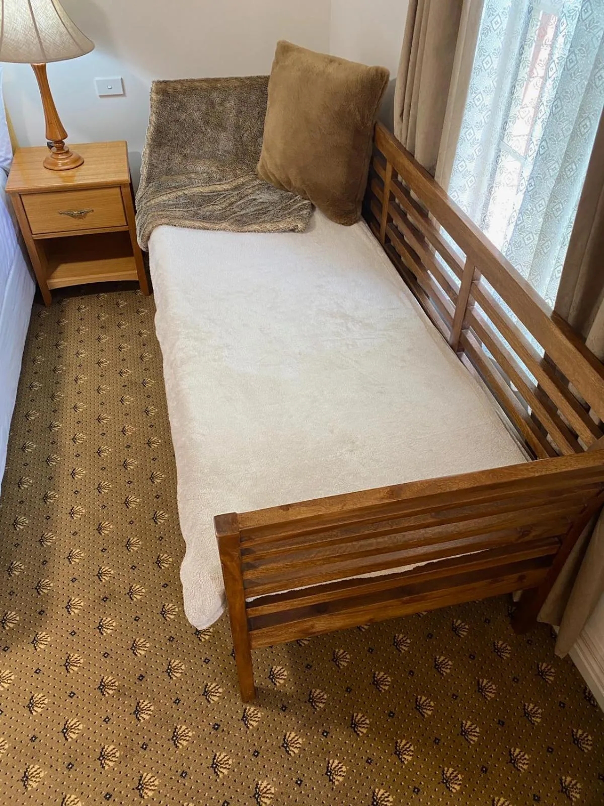 Bed in Riverview at Ross