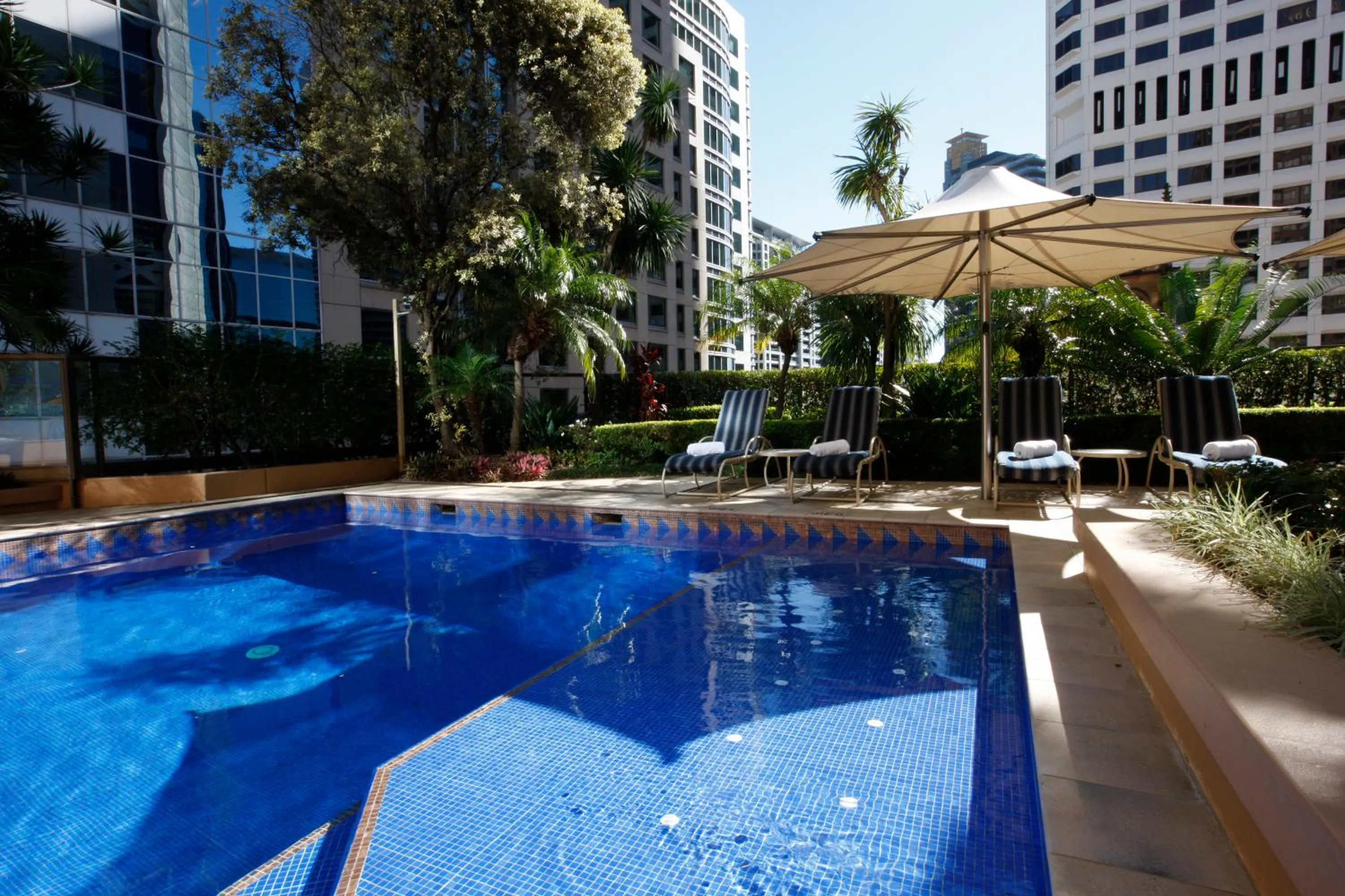 Swimming pool in The York by Swiss-Belhotel