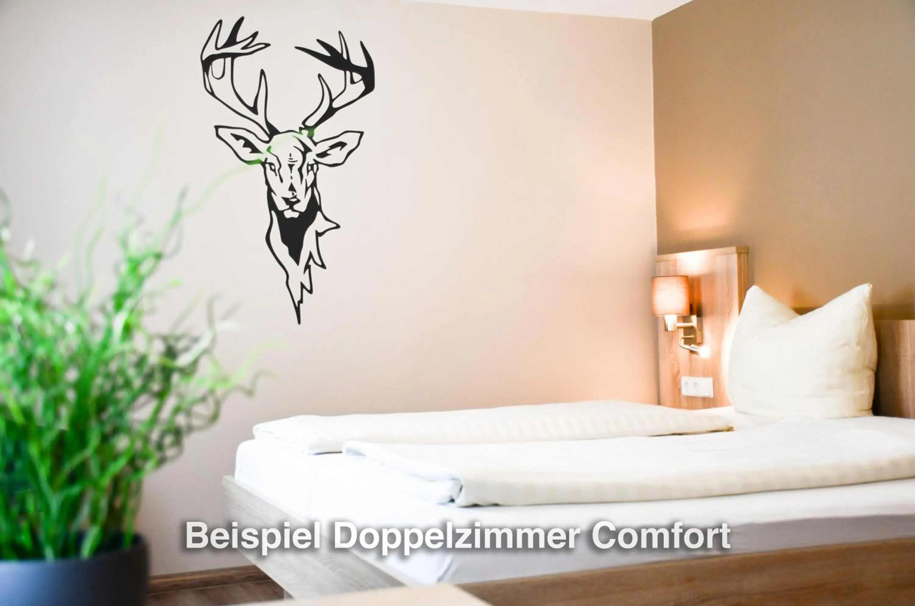 Photo of the whole room, Bed in Kurgarten-Hotel