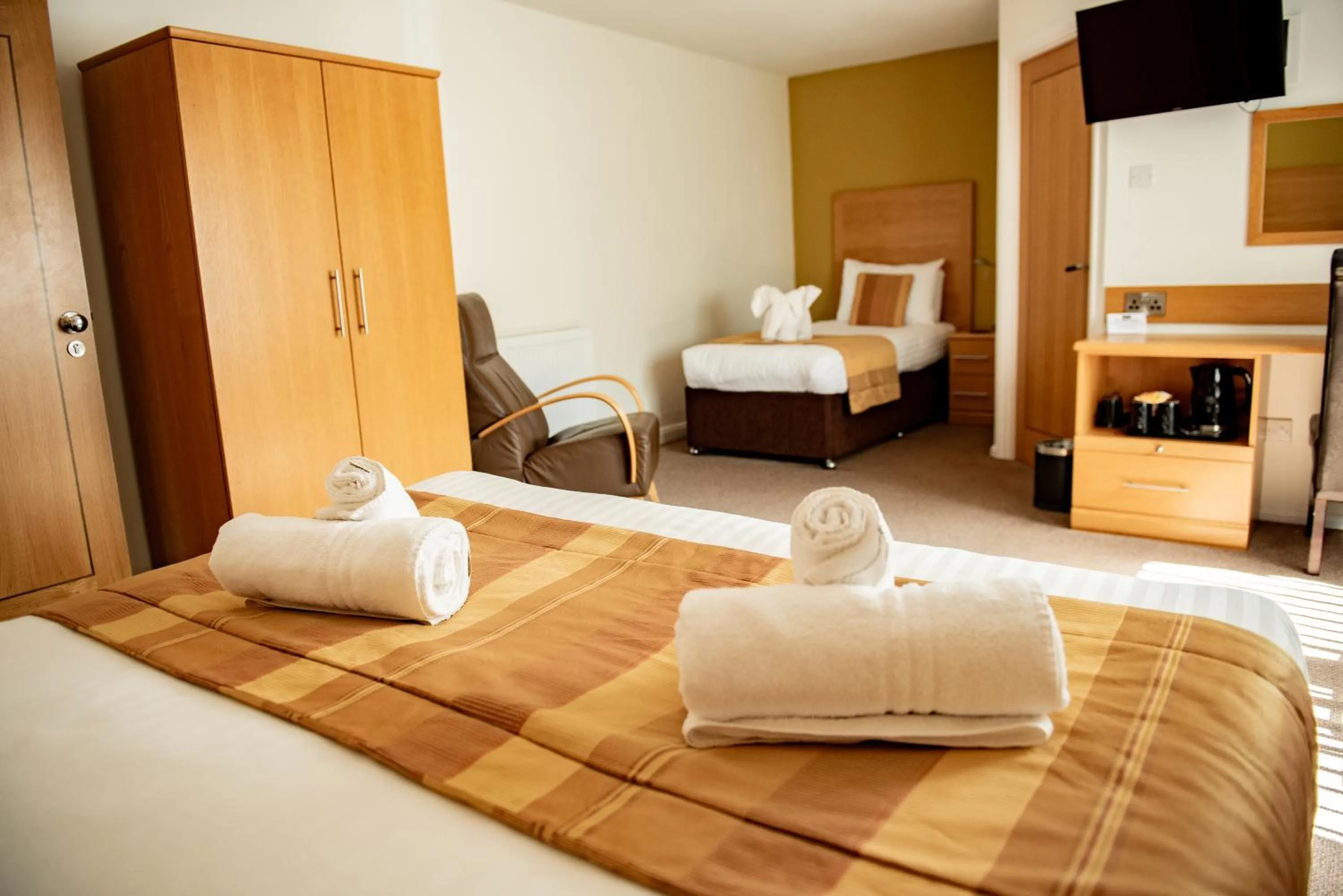 Bedroom, Bed in The Old Ginn House Inn