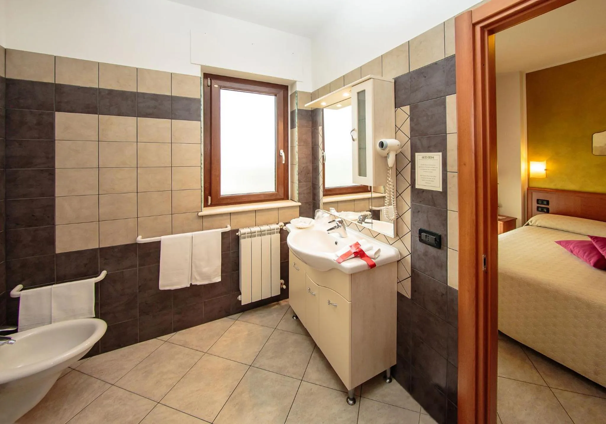 Bathroom, Bed in Hotel Residence Eden