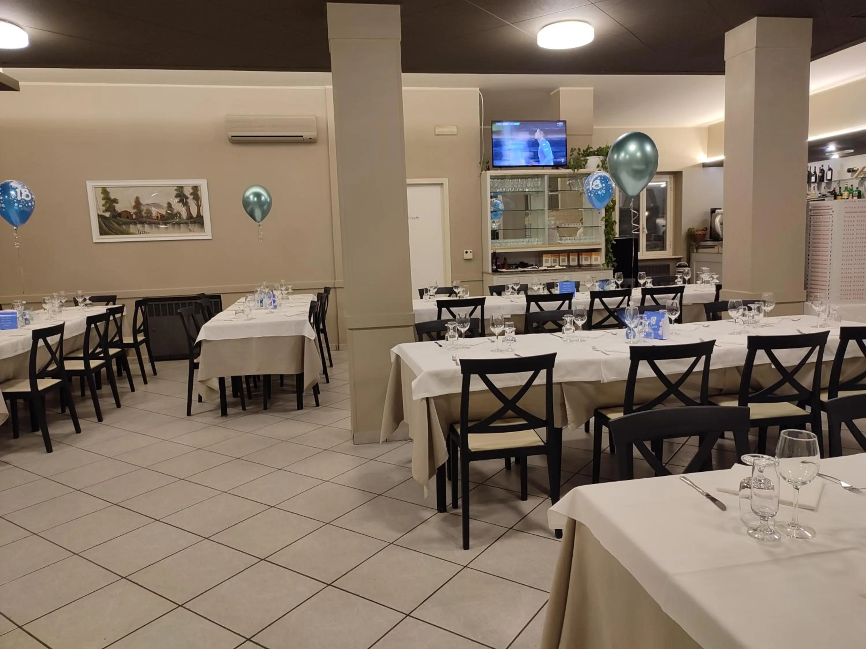 Restaurant/places to eat in Hotel Residence Eden