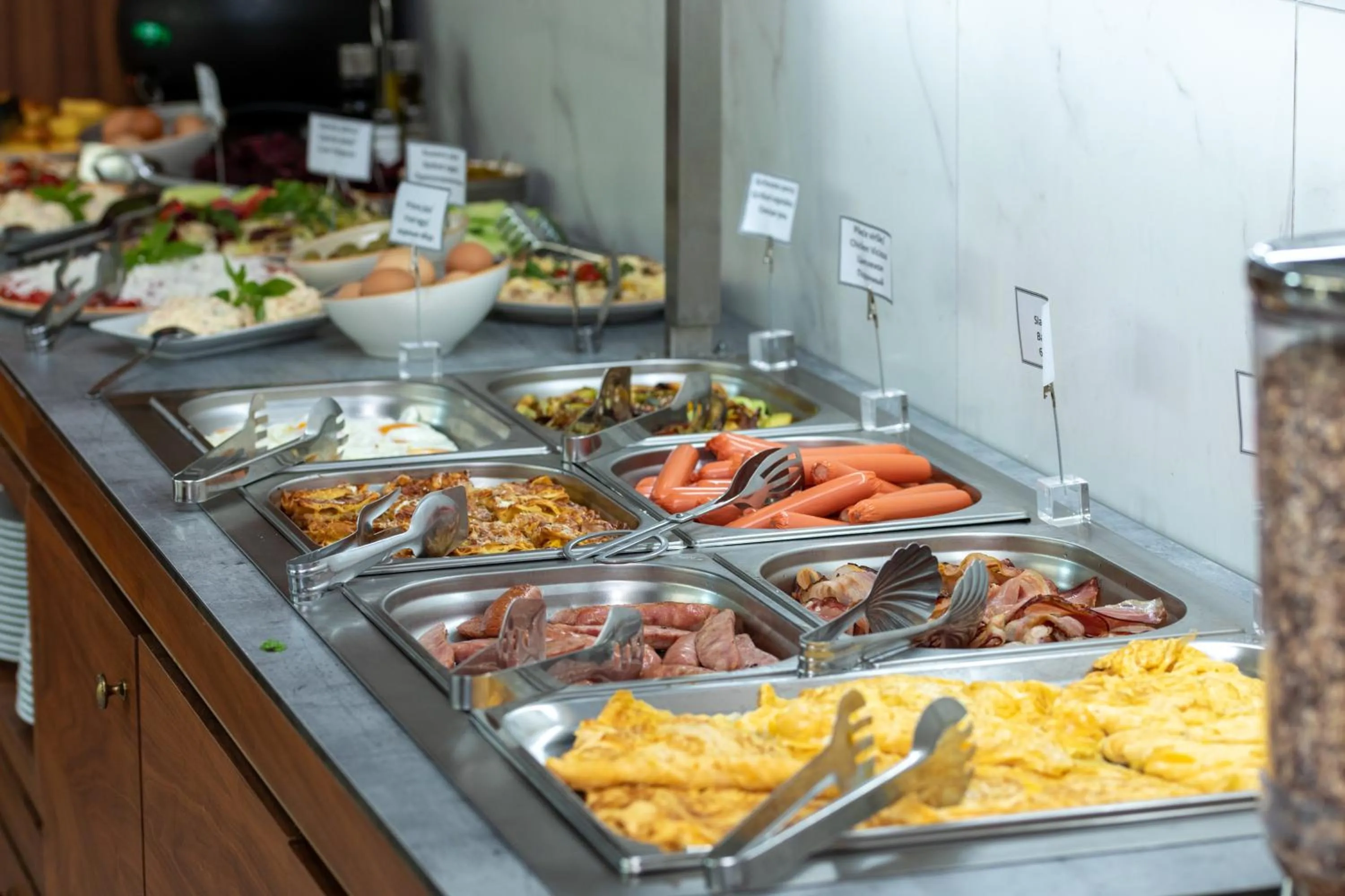 Food and drinks in Hotel WOW