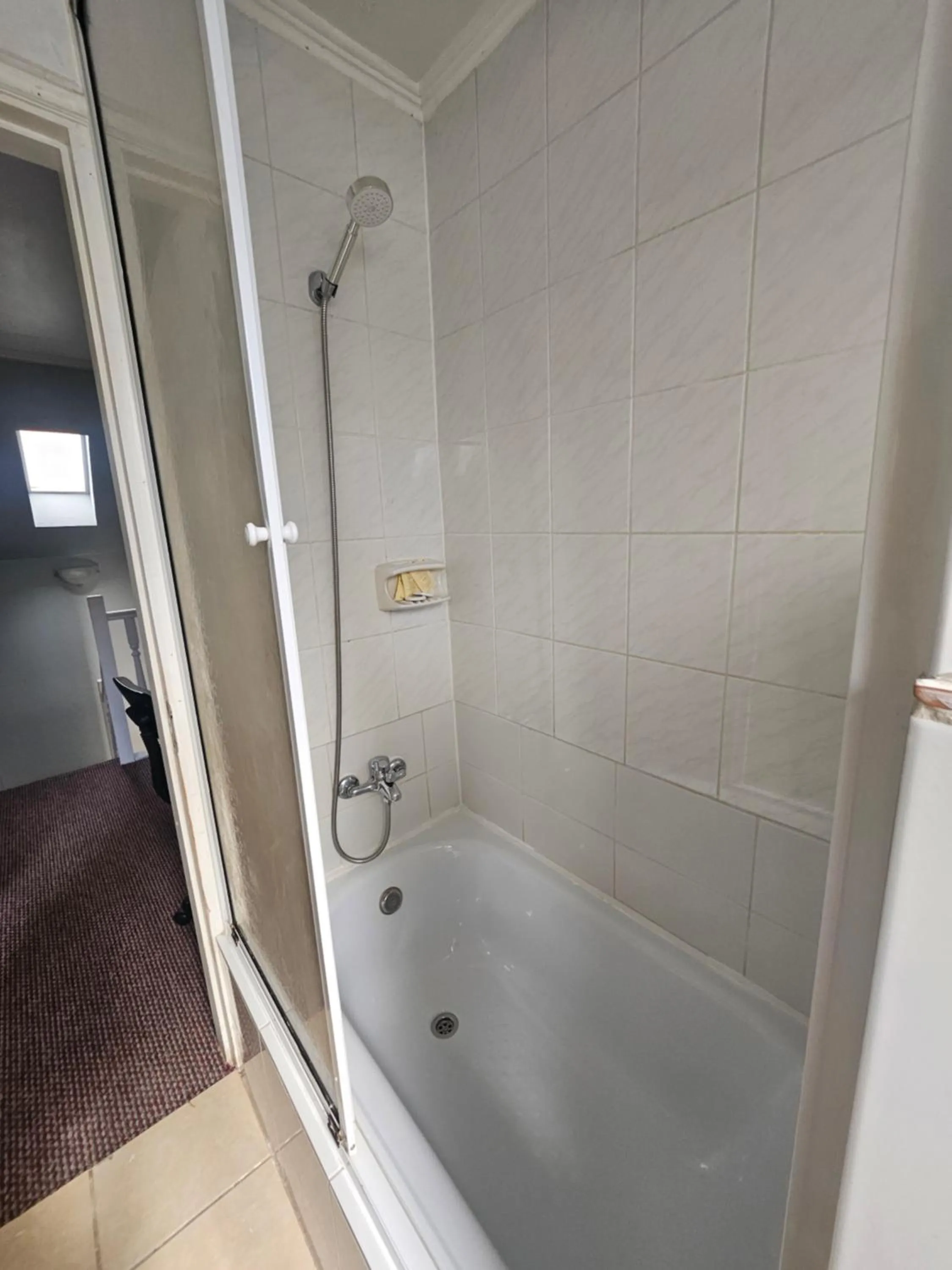 Shower in Apart Hotel Casablanca