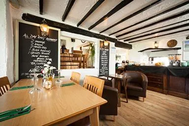 Restaurant/places to eat in King William