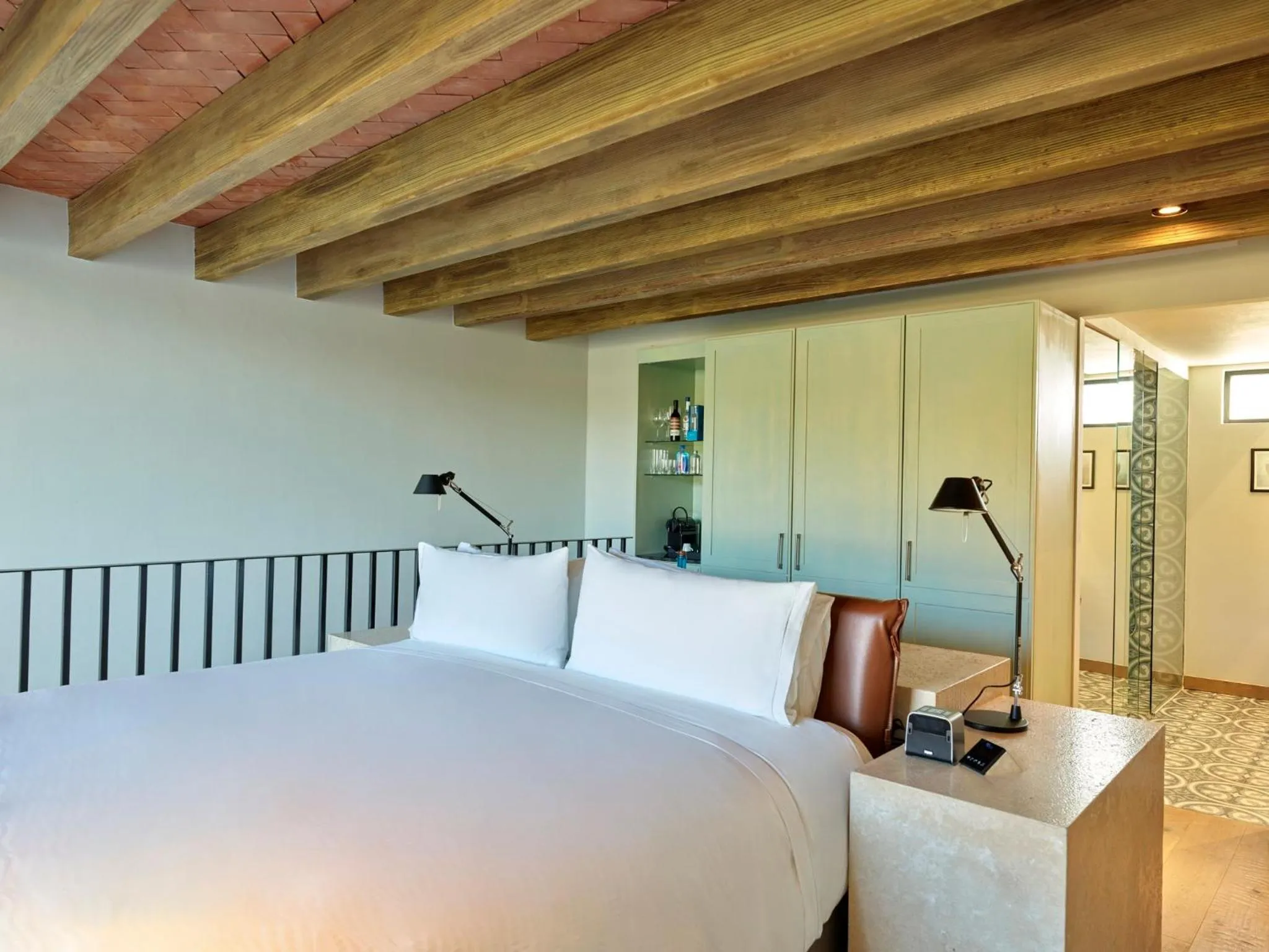 Photo of the whole room, Bed in Live Aqua San Miguel de Allende