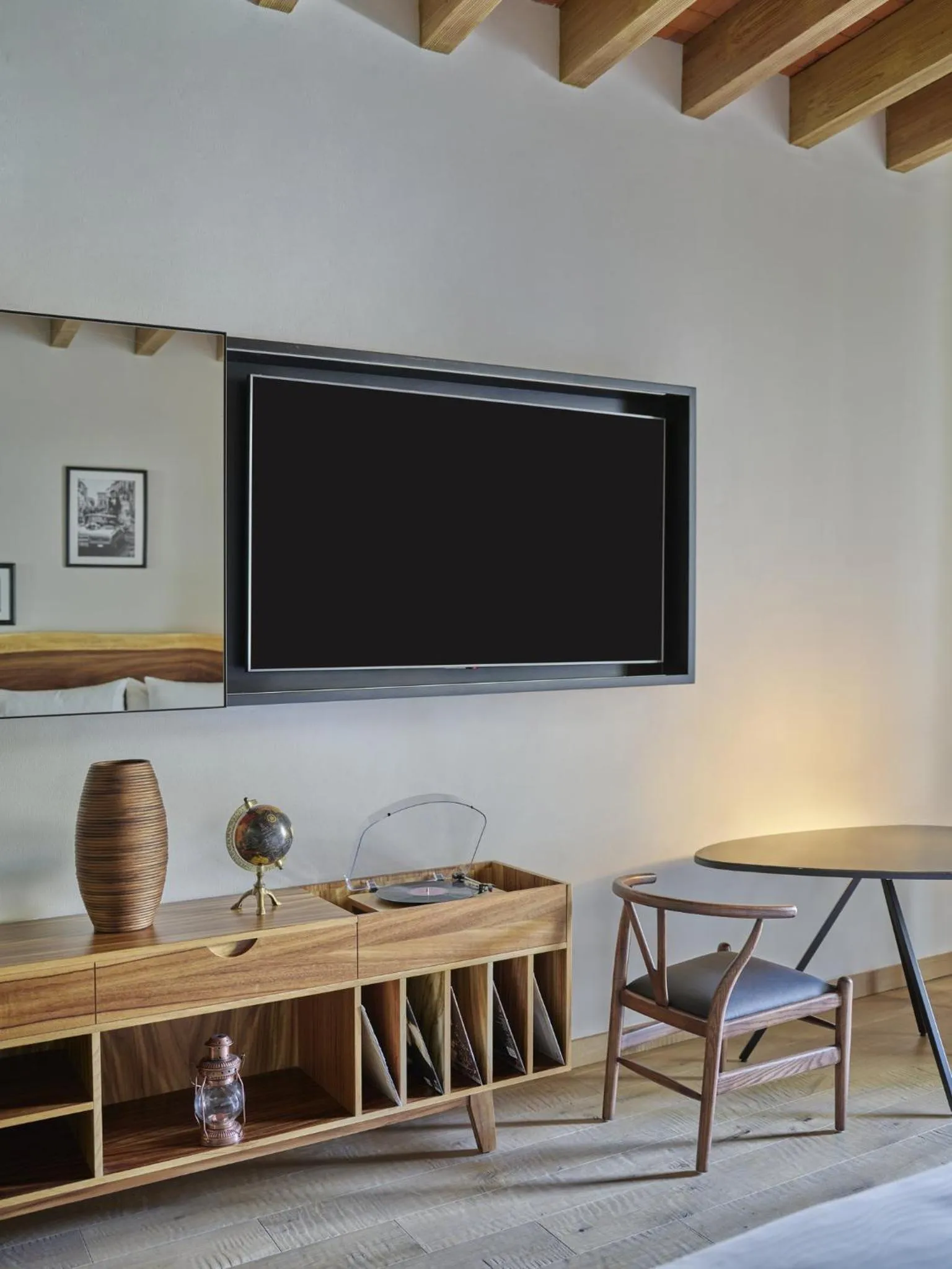 Photo of the whole room in Live Aqua San Miguel de Allende