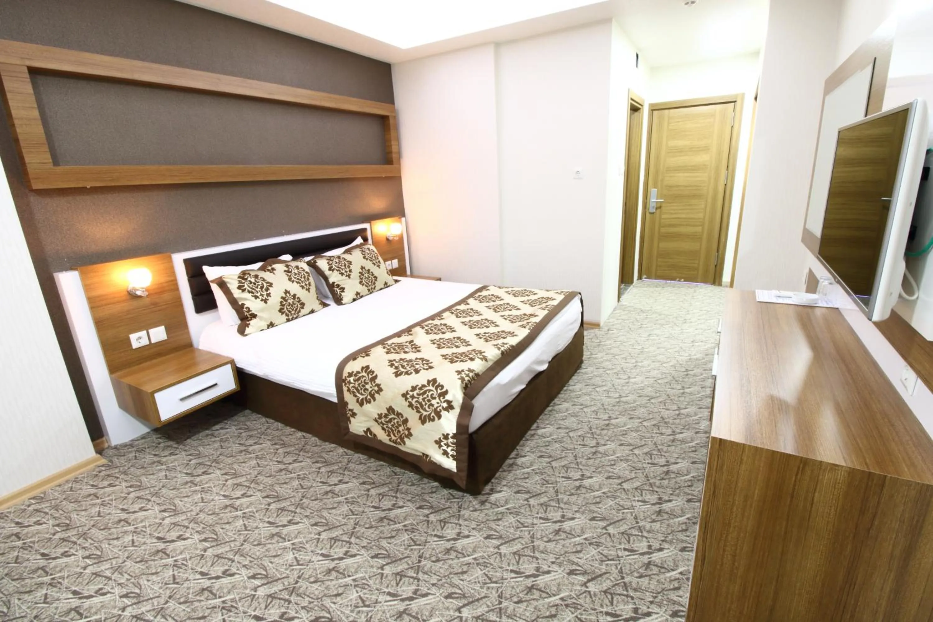 Photo of the whole room, Bed in Afyon Grand Arı Hotel