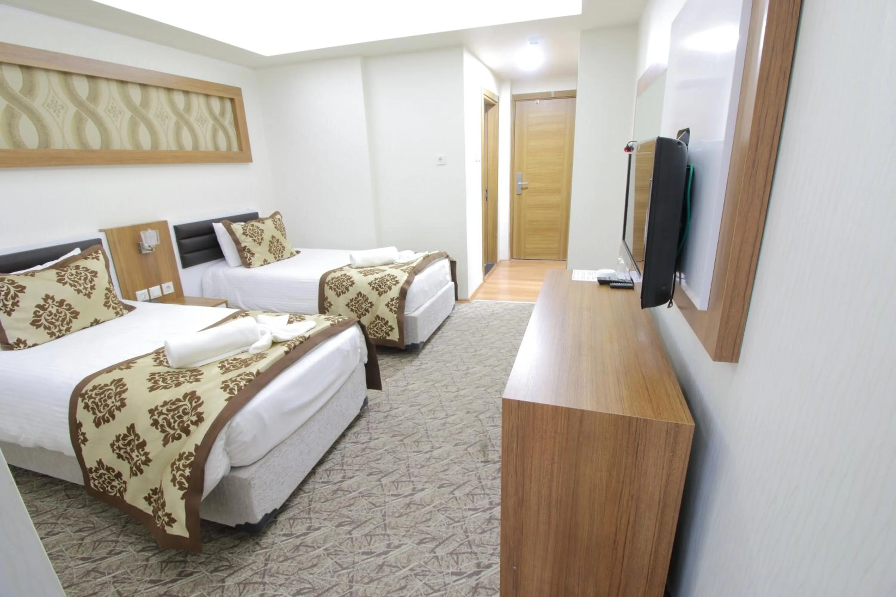 Photo of the whole room, Bed in Afyon Grand Arı Hotel