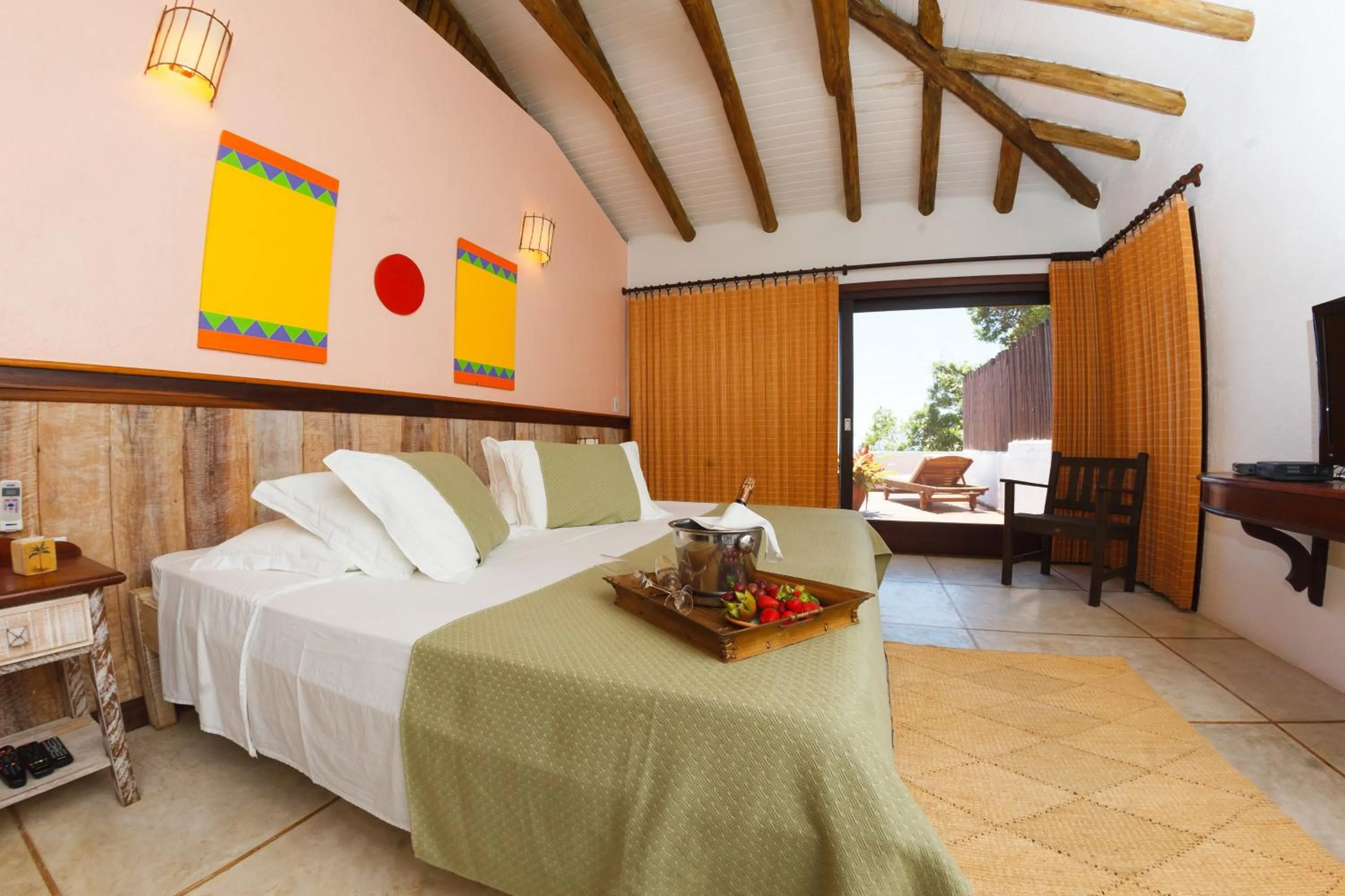 Day, Bed in Resort Refúgio do Estaleiro