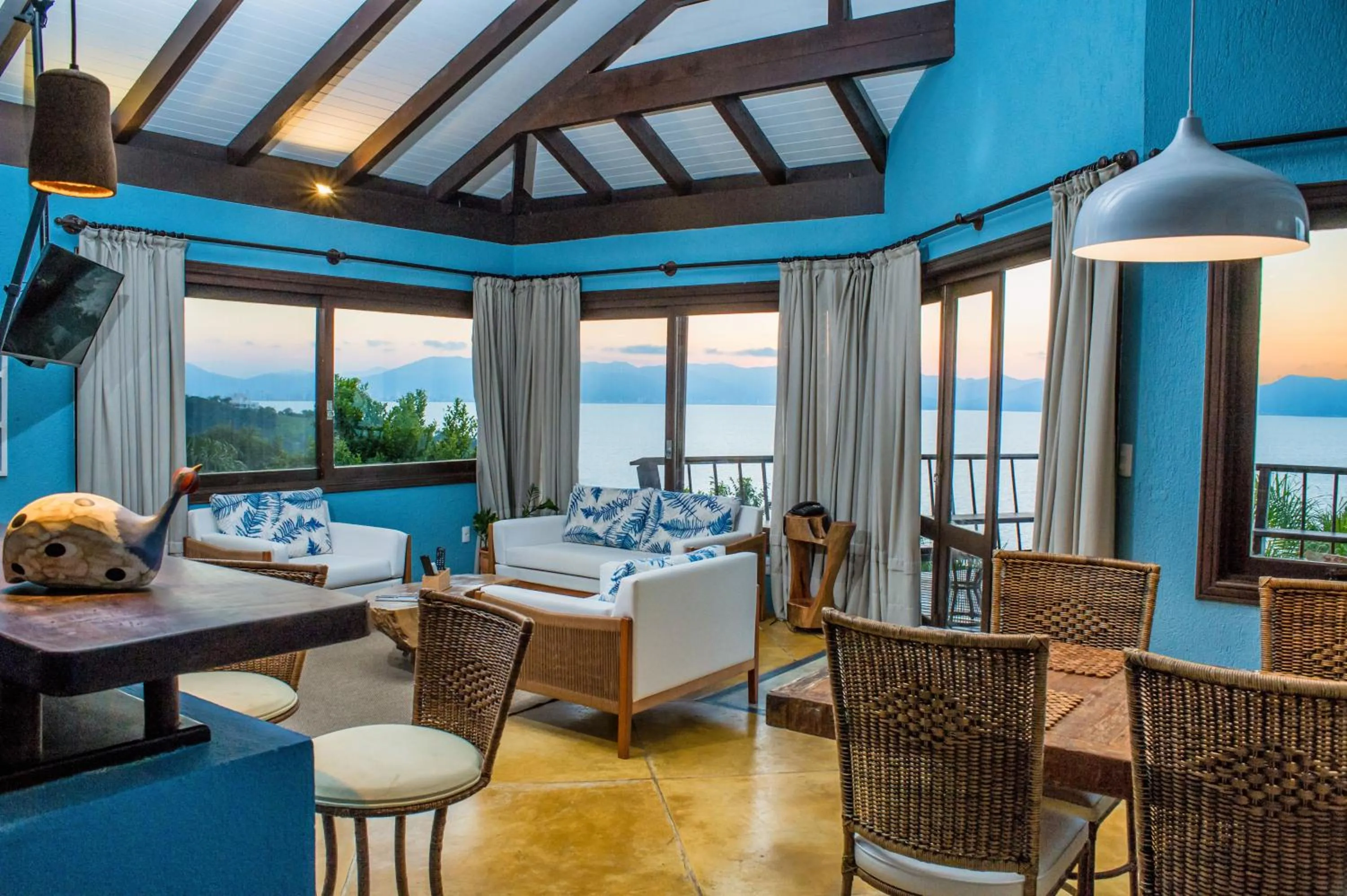 Summer in Resort Refúgio do Estaleiro