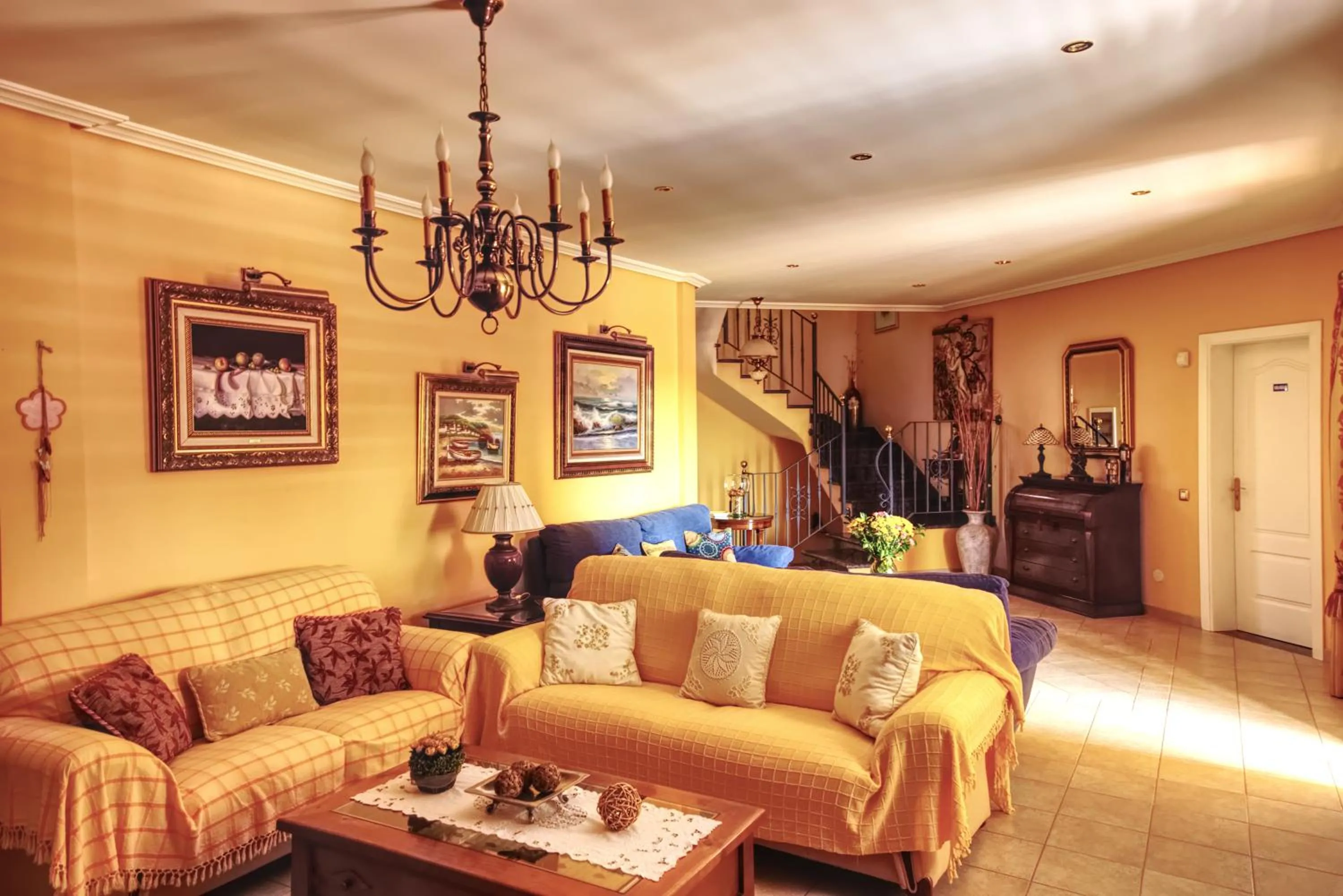 Living room in Hotel La Colina