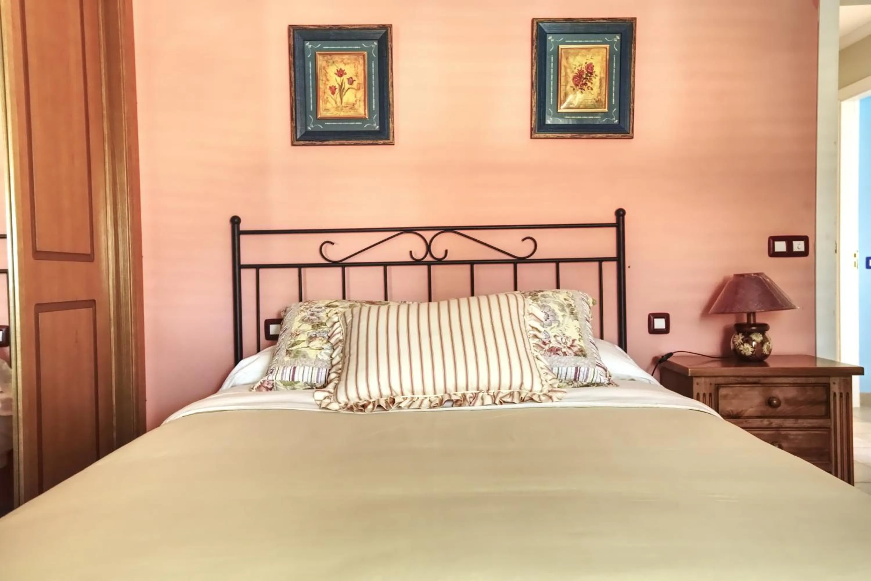 Bed in Hotel La Colina