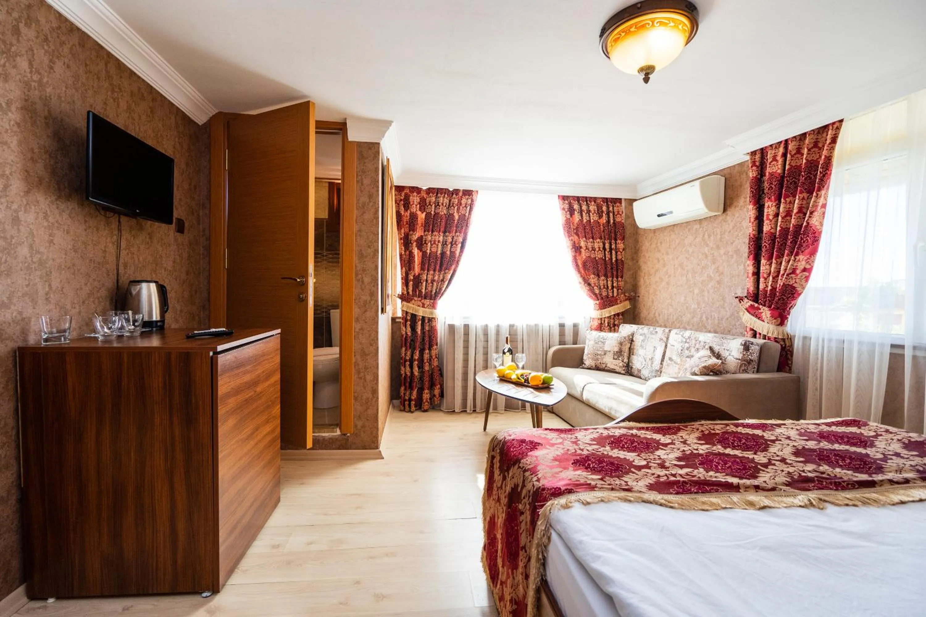 Photo of the whole room, Bed in The First Ottoman Suites