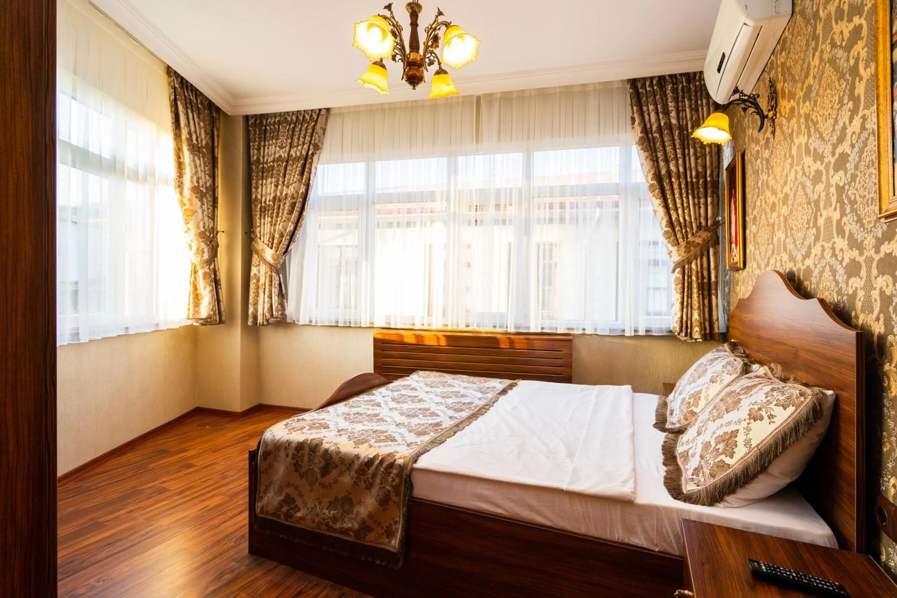 Bedroom, Bed in The First Ottoman Suites