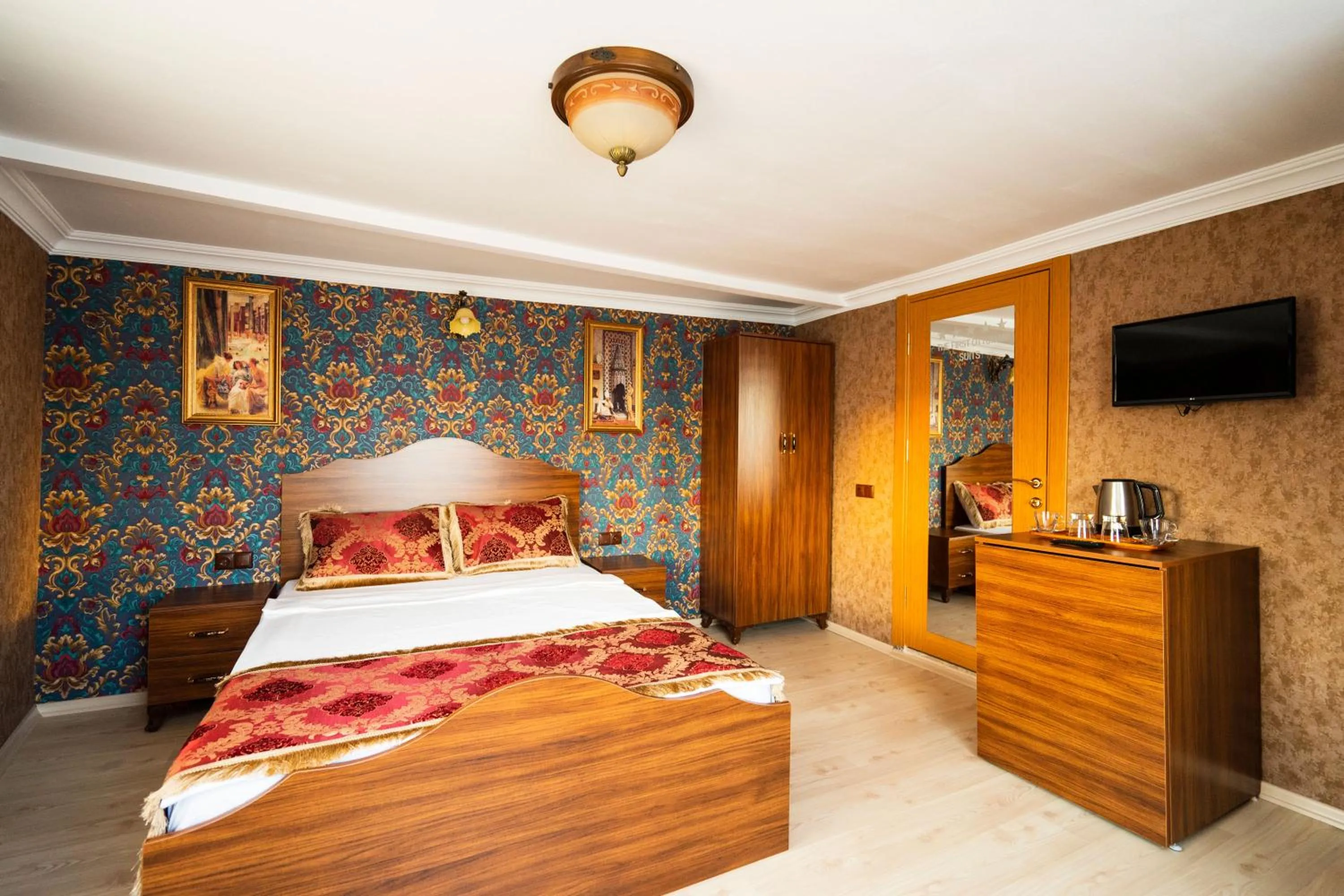 Photo of the whole room, Bed in The First Ottoman Suites