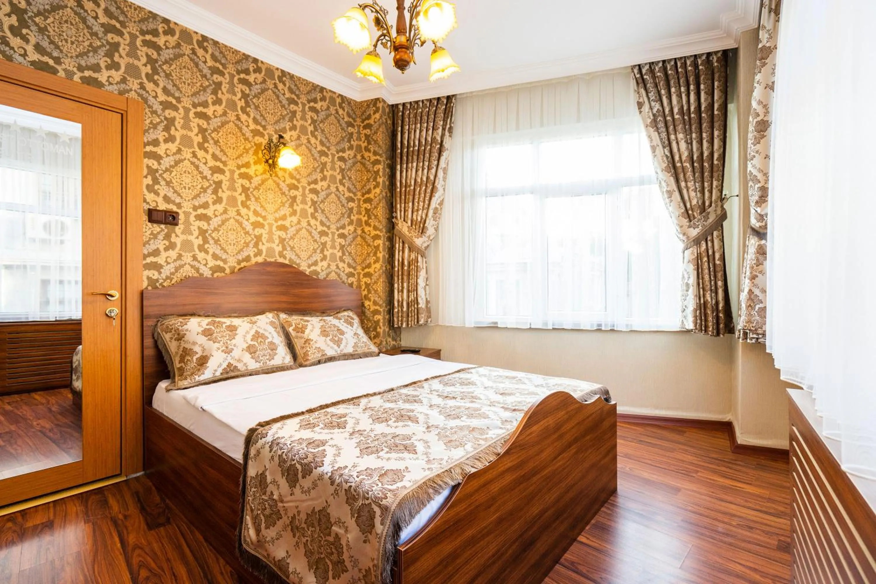 Photo of the whole room, Bed in The First Ottoman Suites