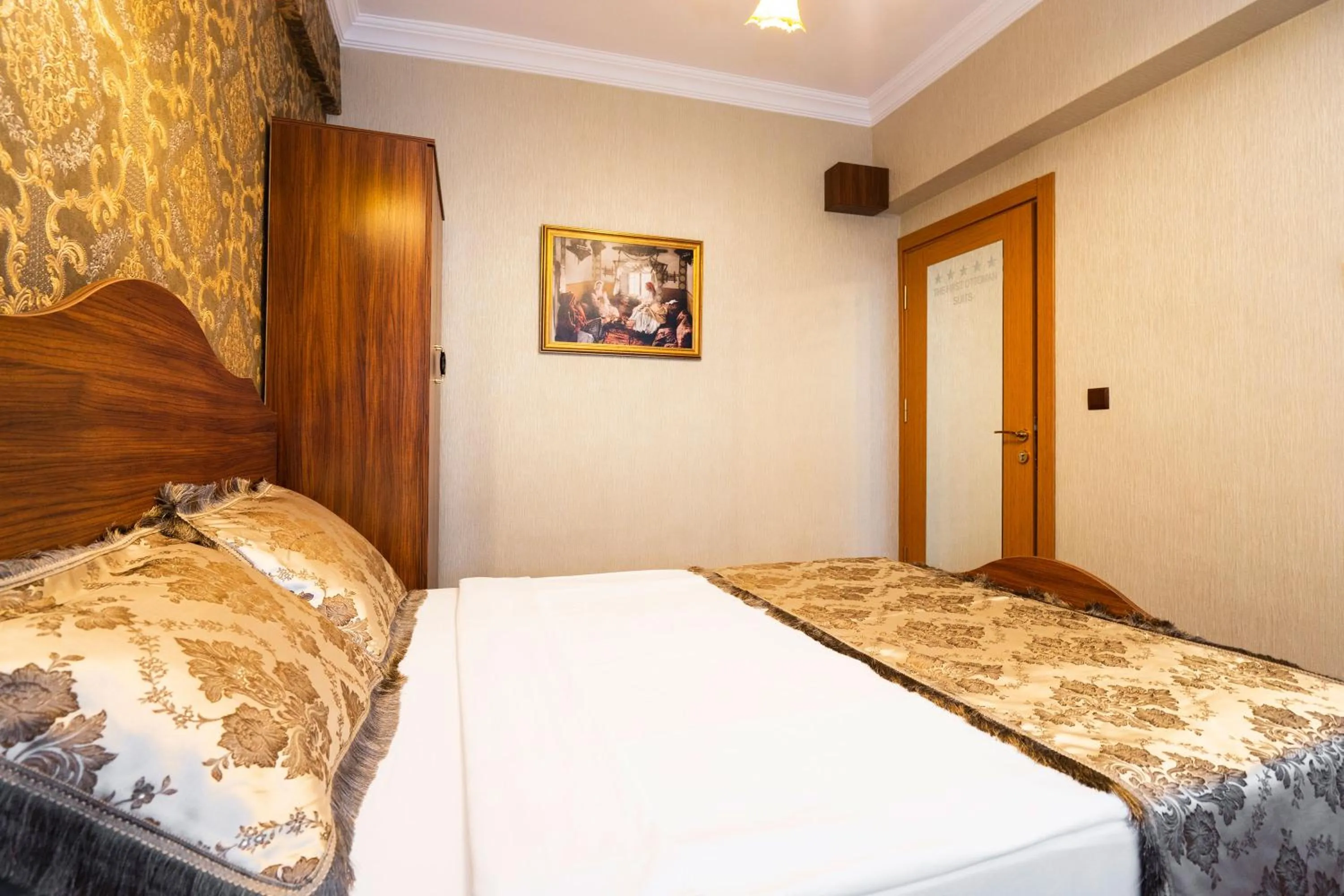 Bedroom, Bed in The First Ottoman Suites