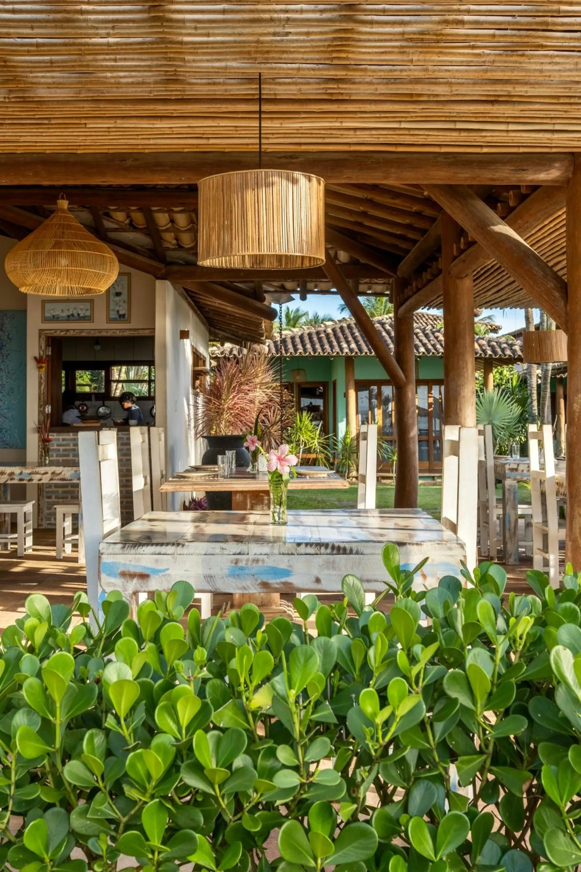 Restaurant/places to eat in Pousada Denada