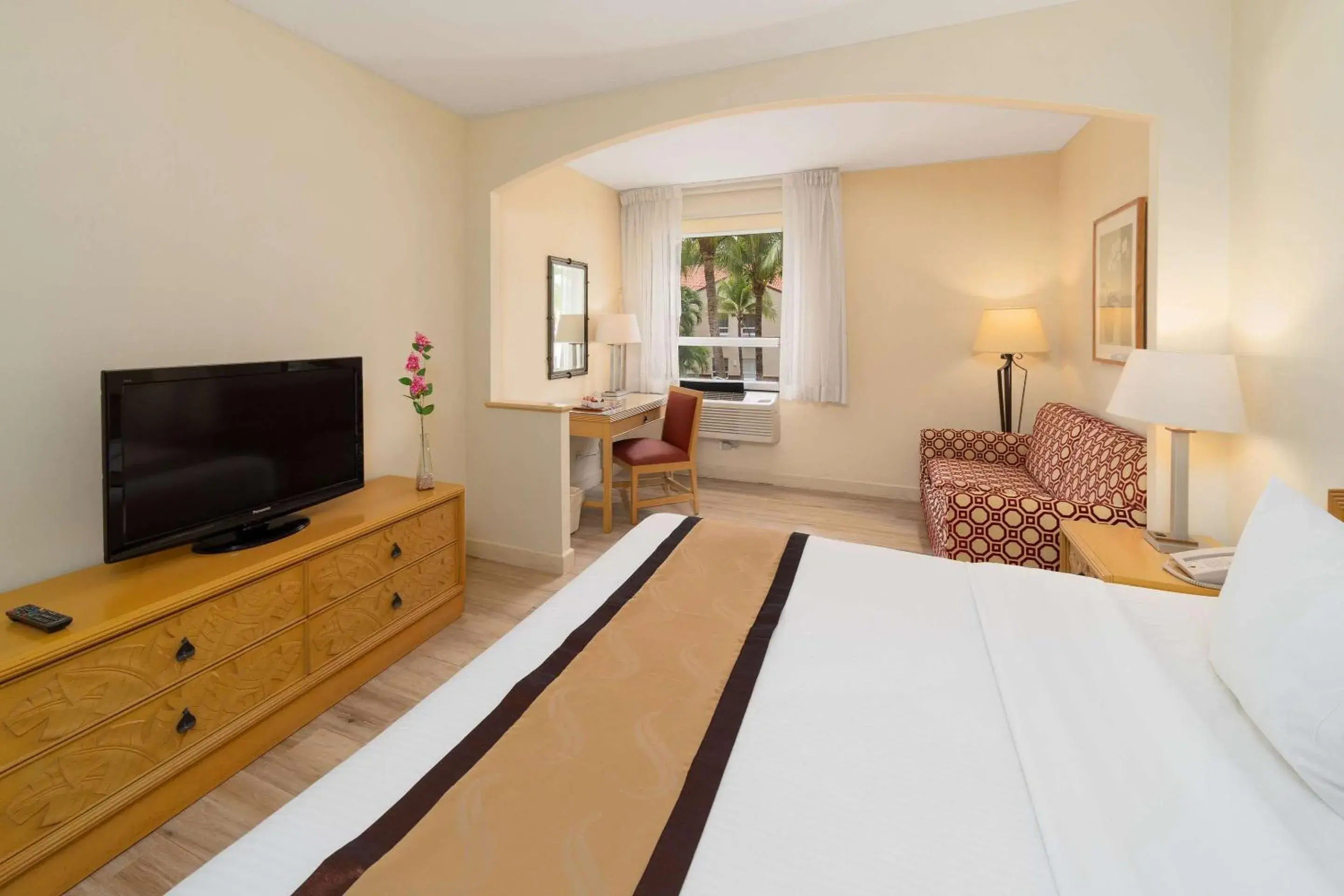 King Suite - Non-Smoking in Quality Hotel Real Aeropuerto San Salvador King Suite - Non-Smoking in Quality Hotel Real Aeropuerto San Salvador