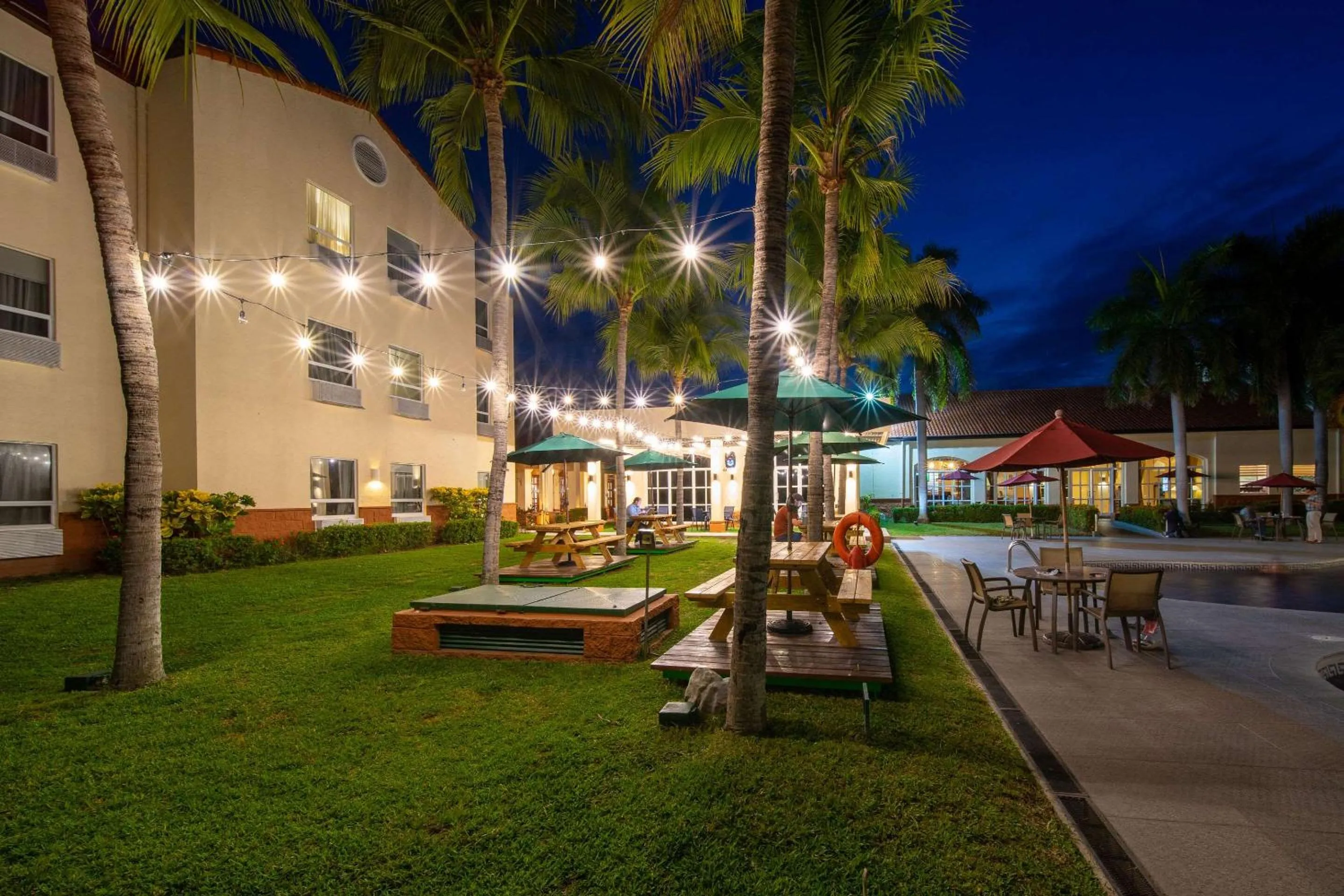 Property building in Quality Hotel Real Aeropuerto San Salvador