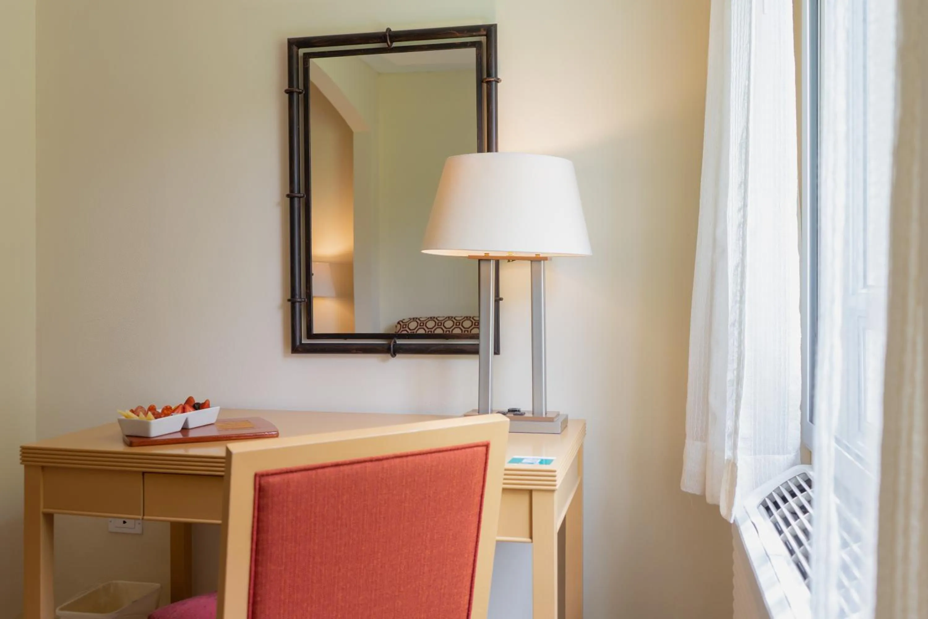 Bed in Quality Hotel Real Aeropuerto San Salvador