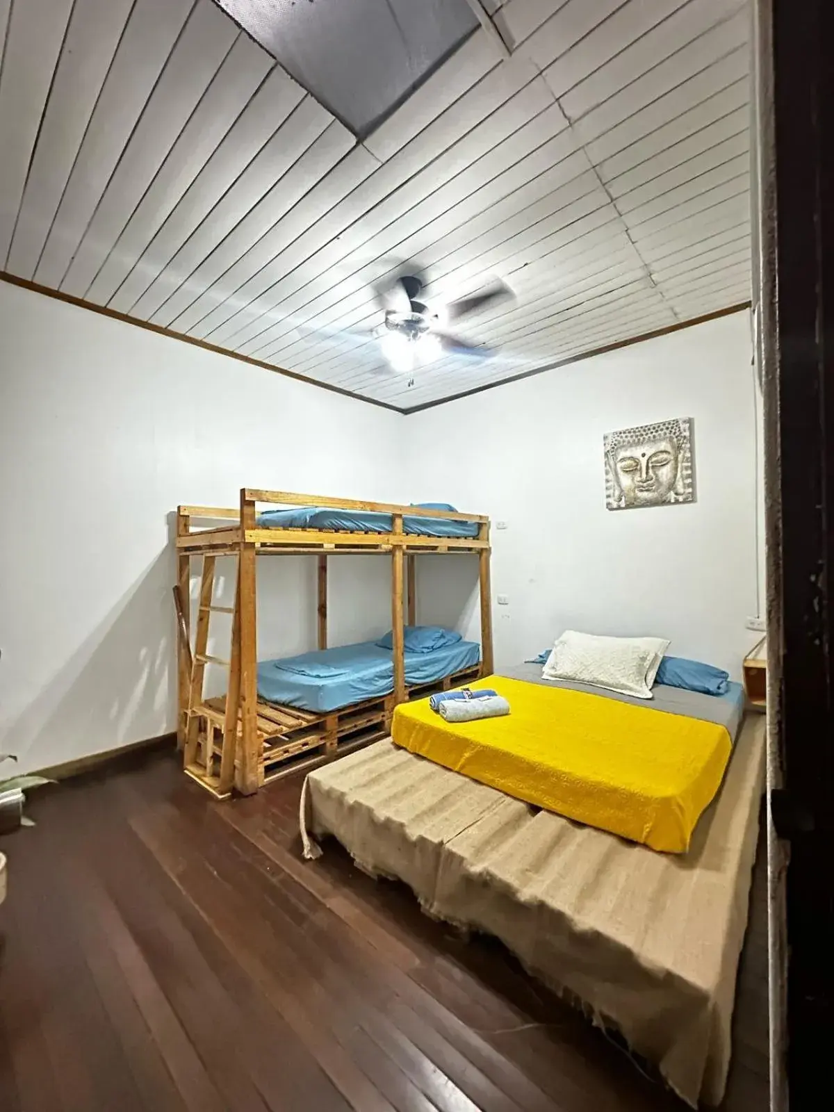 Classic Triple Room in Hotel Cortez Azul Classic Triple Room in Hotel Cortez Azul