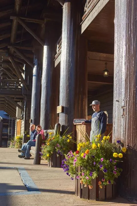 Facade/entrance in Glacier Park Lodge