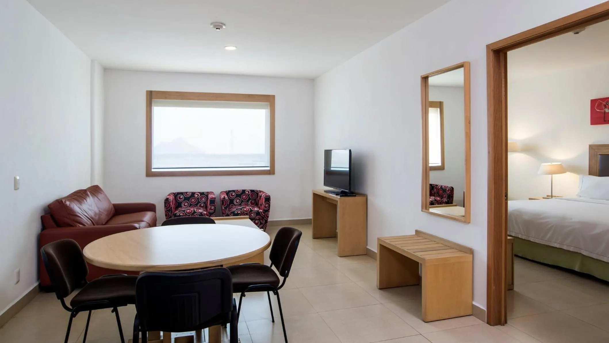 Photo of the whole room, Bed in Holiday Inn Express Manzanillo by IHG