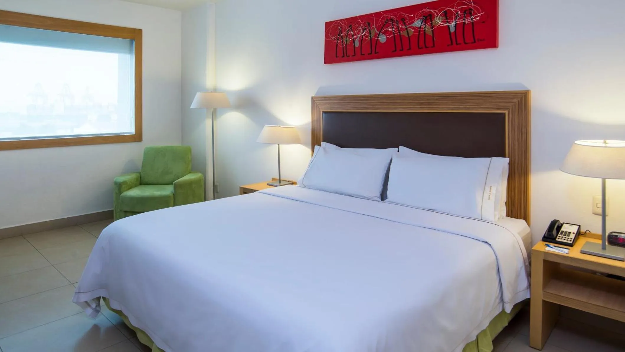 Photo of the whole room, Bed in Holiday Inn Express Manzanillo by IHG