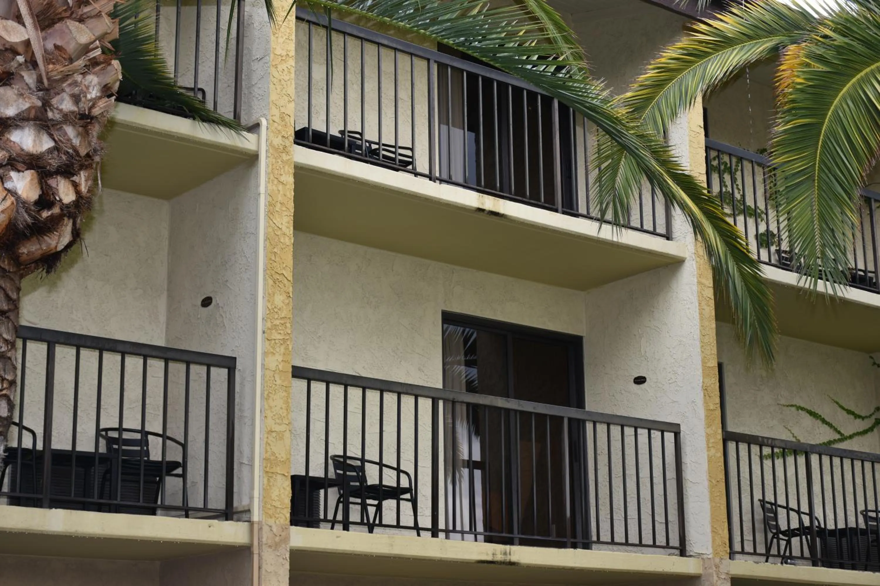 Balcony/Terrace in Ontario Airport Inn